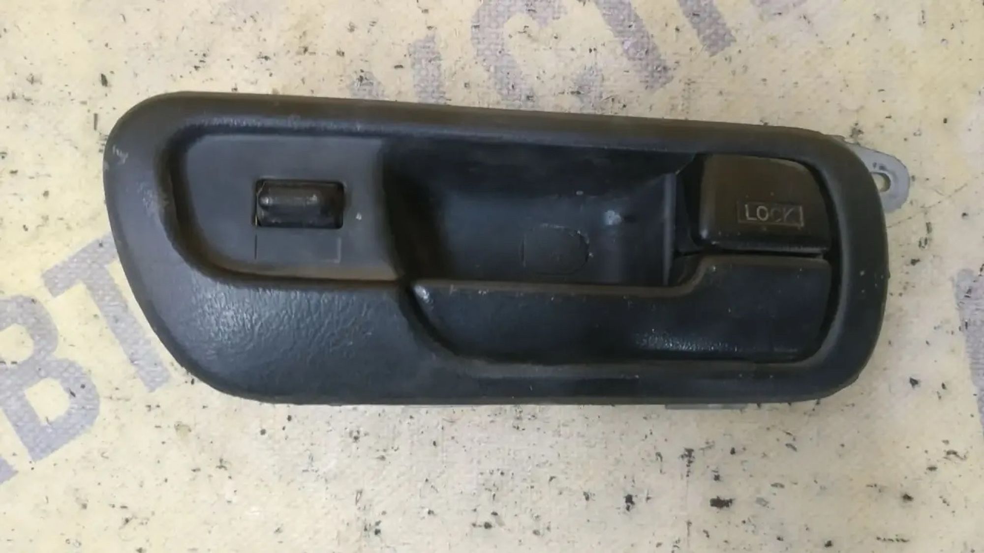 https://ycs.partsauto.market/partsauto-images/thmbs/userImages/87497919e31020c6b1c735431d06908a/part/80698ccb-ccca-4121-a533-53a58ddfeed7_1783068476080.jpg