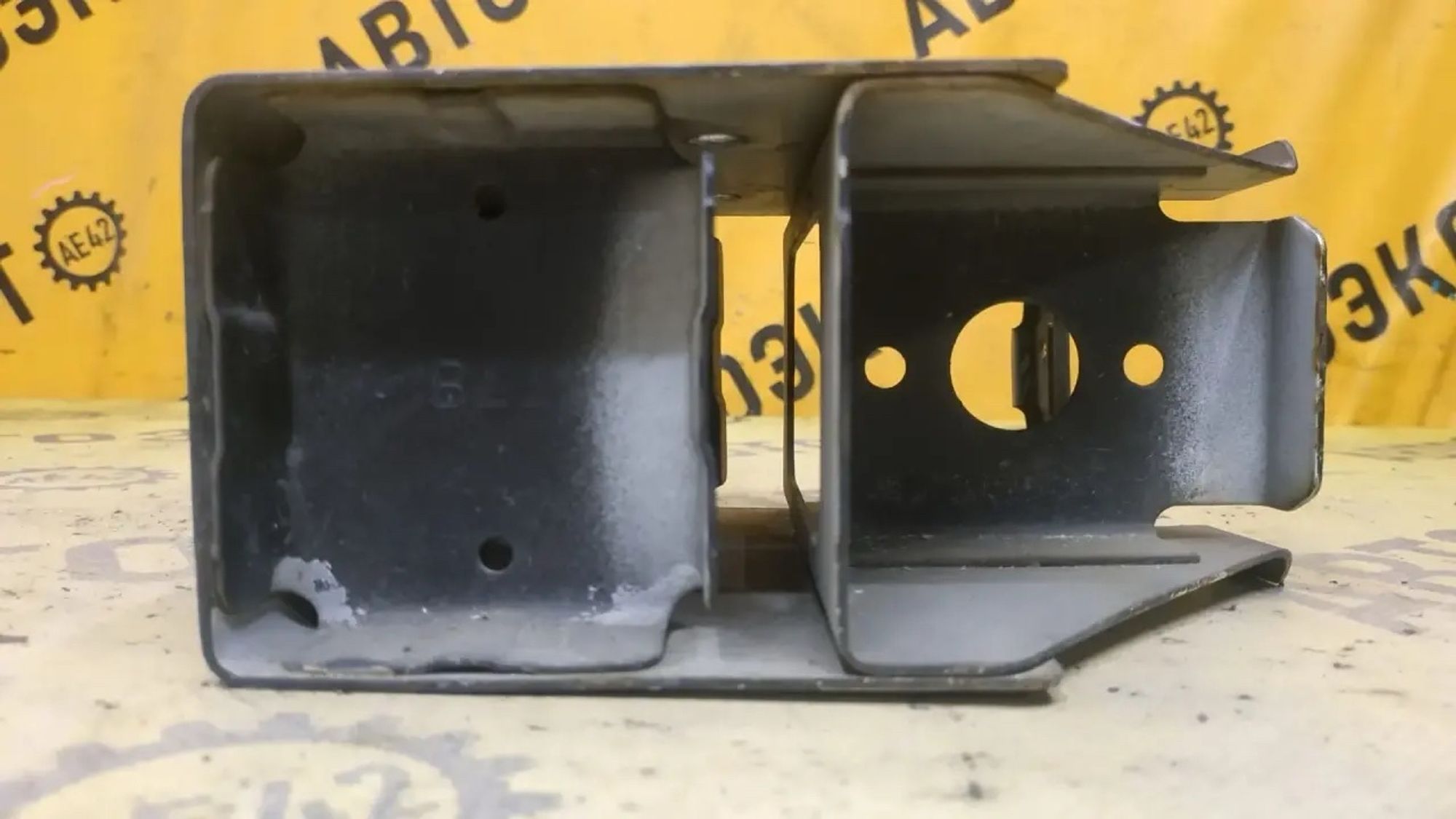 https://ycs.partsauto.market/partsauto-images/thmbs/userImages/87497919e31020c6b1c735431d06908a/part/80dc36e2-d726-4eaa-9eeb-363d4be80bf9_1783045513107.jpg