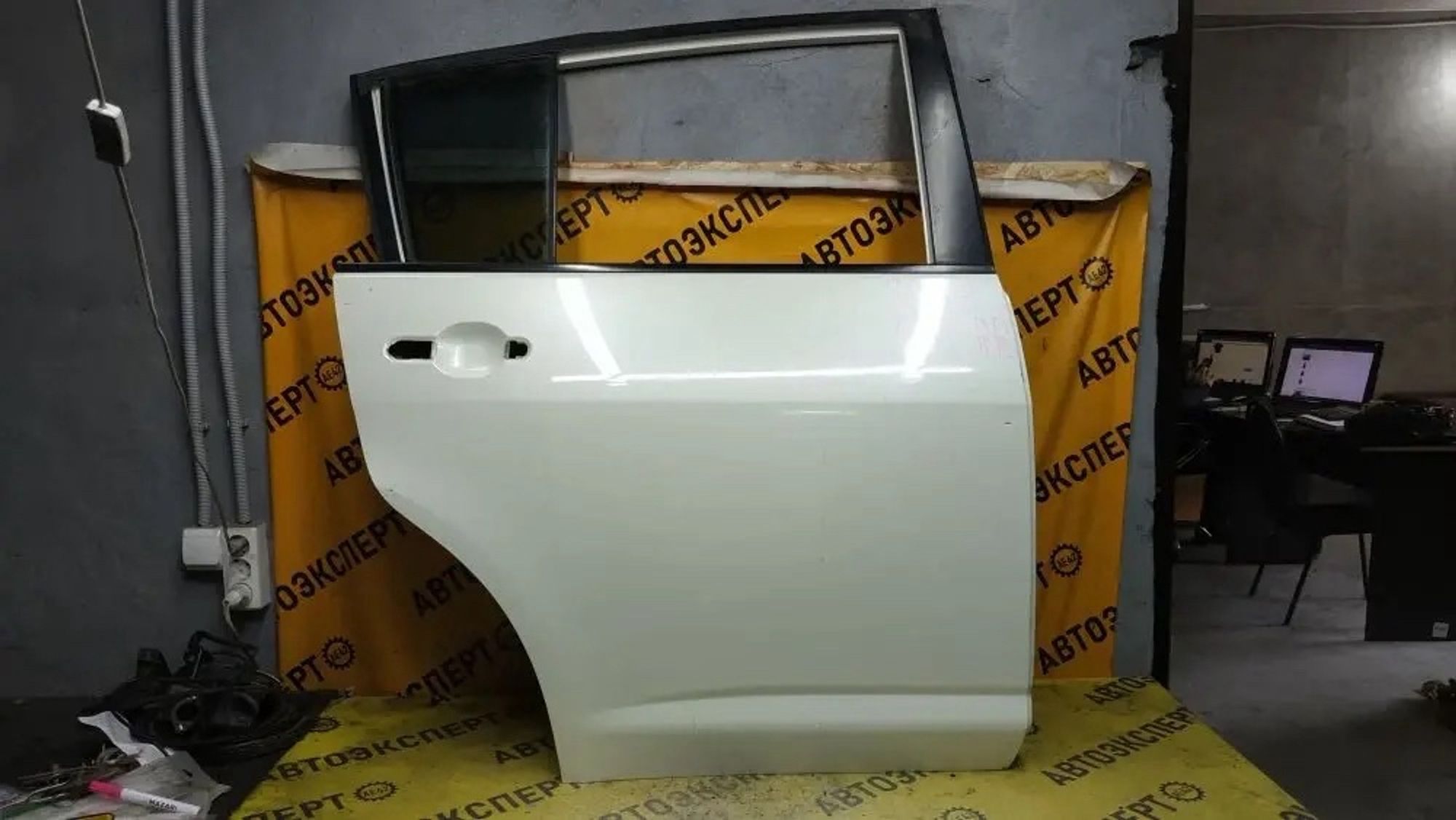 https://ycs.partsauto.market/partsauto-images/thmbs/userImages/87497919e31020c6b1c735431d06908a/part/81b17f32-aa82-4d3c-8ba2-92e4c3f656db_1780352888348.jpg