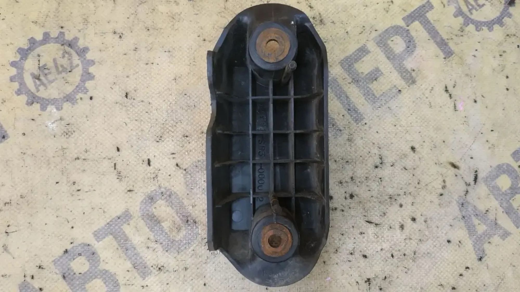 https://ycs.partsauto.market/partsauto-images/thmbs/userImages/87497919e31020c6b1c735431d06908a/part/8281d45f-d013-4052-a2f1-951a3e1628a0_1784597994505.jpg