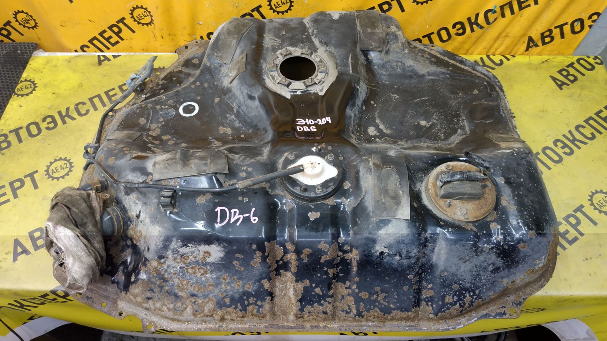 https://ycs.partsauto.market/partsauto-images/thmbs/userImages/87497919e31020c6b1c735431d06908a/part/84ab2628-3e5c-4d3b-8cea-08f7cd8018eb_1785920300768.jpg