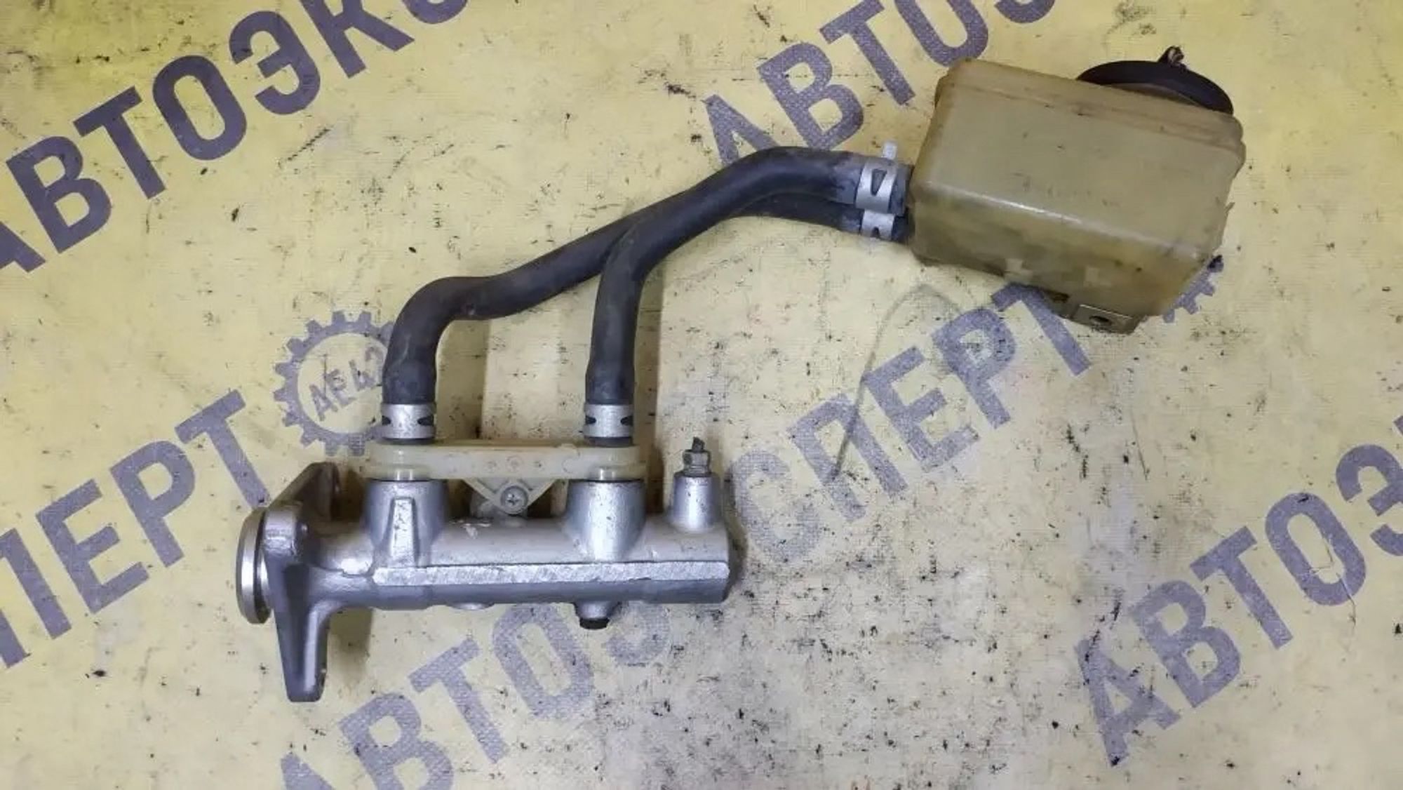 https://ycs.partsauto.market/partsauto-images/thmbs/userImages/87497919e31020c6b1c735431d06908a/part/88782e0e-b2fd-4910-9591-96e62e6cbb12_1780925559107.jpg