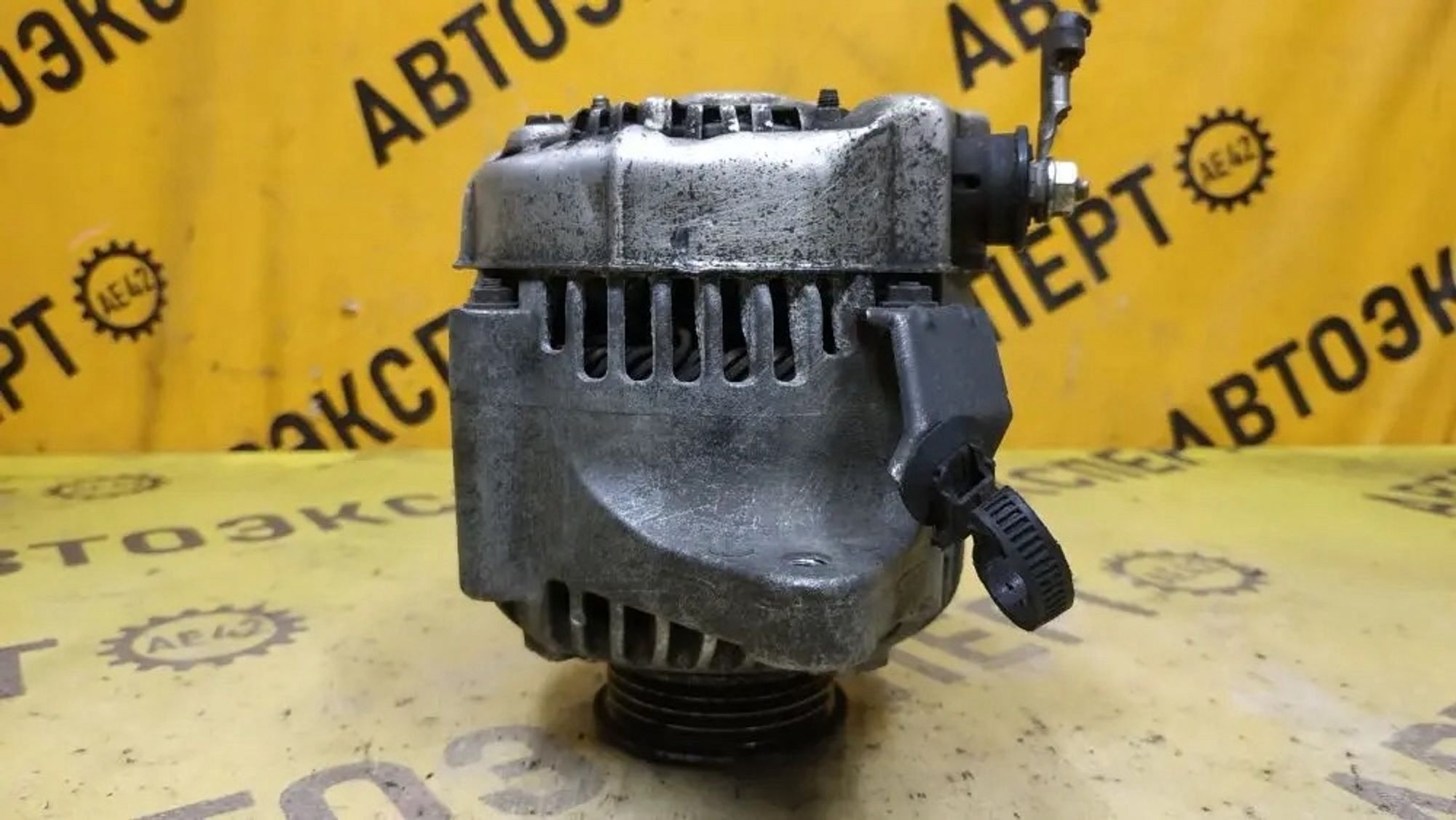 https://ycs.partsauto.market/partsauto-images/thmbs/userImages/87497919e31020c6b1c735431d06908a/part/887c38bd-2363-4be3-9d6a-cd67a4ab6cf9_1777543922535.jpg