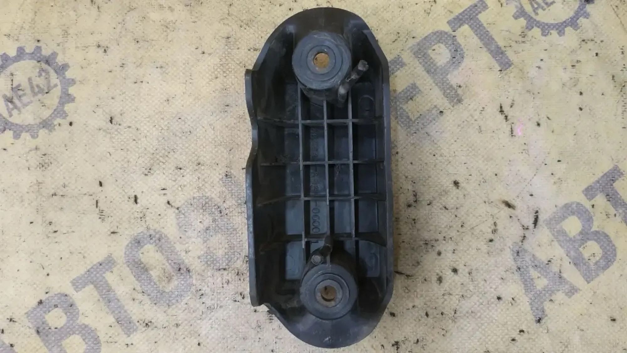 https://ycs.partsauto.market/partsauto-images/thmbs/userImages/87497919e31020c6b1c735431d06908a/part/8be4d003-d667-4268-b85d-9ce9bf53e26b_1784597957461.jpg