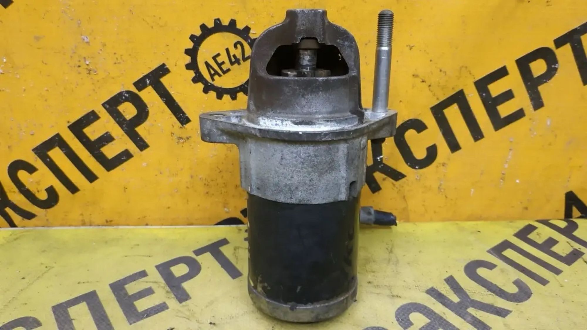 https://ycs.partsauto.market/partsauto-images/thmbs/userImages/87497919e31020c6b1c735431d06908a/part/8e98c0f1-5d81-4197-8635-12513d6f1762_1785125709230.jpg
