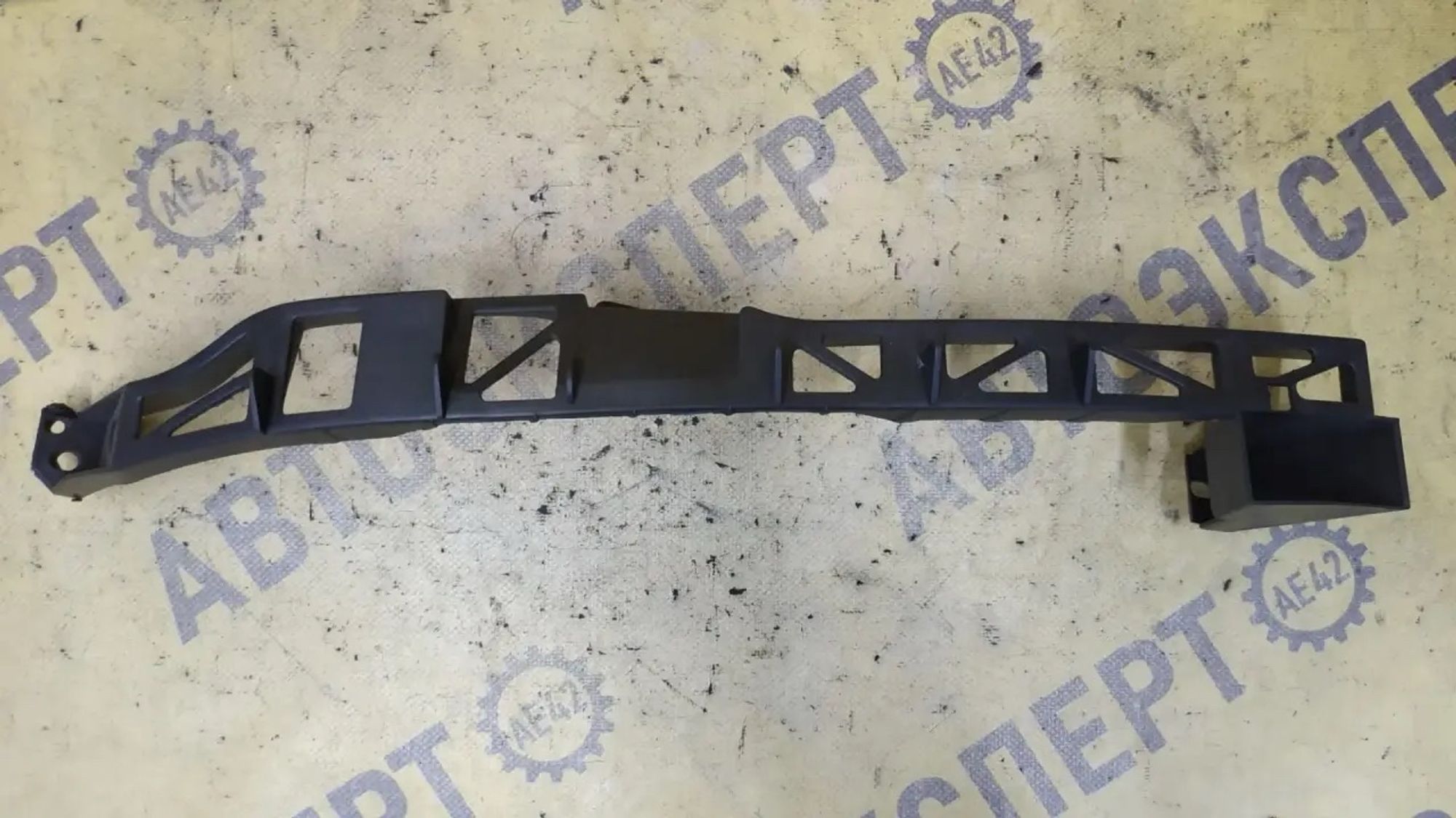 https://ycs.partsauto.market/partsauto-images/thmbs/userImages/87497919e31020c6b1c735431d06908a/part/9183da5e-10e7-4b2e-82d4-799ff996dbb9_1786090932346.jpg