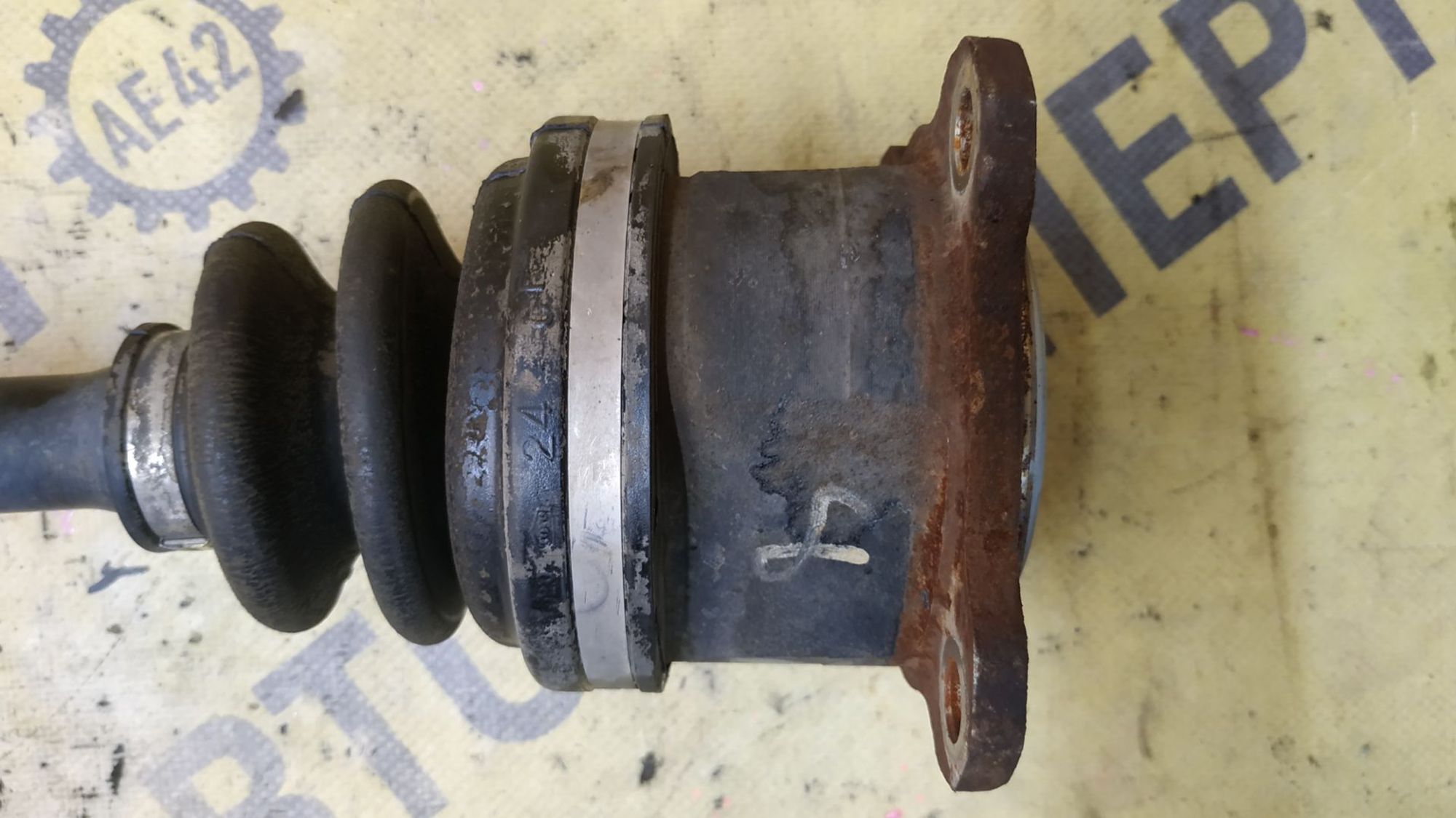 https://ycs.partsauto.market/partsauto-images/thmbs/userImages/87497919e31020c6b1c735431d06908a/part/92a12778-00c5-48be-bd68-2ede4777e5b6_1785486530078.jpg