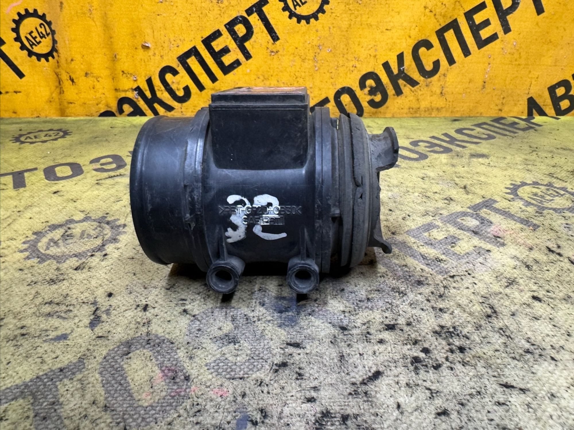 https://ycs.partsauto.market/partsauto-images/thmbs/userImages/87497919e31020c6b1c735431d06908a/part/95211d3e-c4ba-4747-9533-bcf2fb32258c_1787296069040.jpg