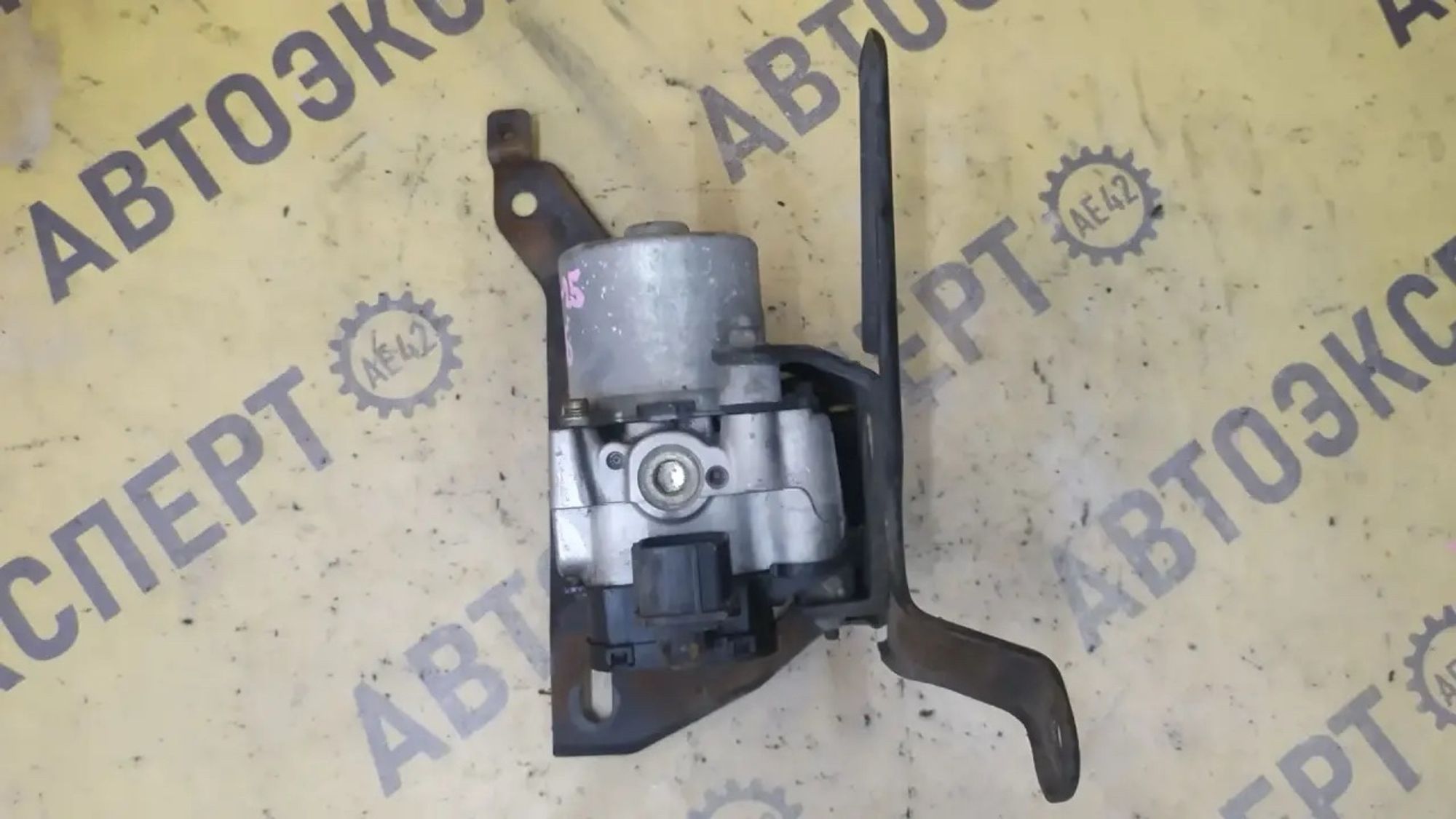 https://ycs.partsauto.market/partsauto-images/thmbs/userImages/87497919e31020c6b1c735431d06908a/part/97e76630-b7ec-4093-8e1e-202c85ca1a07_1782897598299.jpg