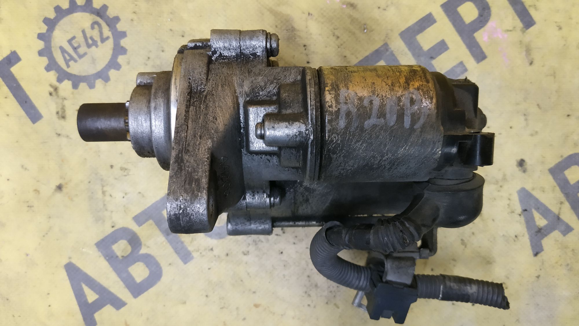 https://ycs.partsauto.market/partsauto-images/thmbs/userImages/87497919e31020c6b1c735431d06908a/part/982b4e88-7cc8-466d-8f9a-880189df7f23_1777968548582.jpg
