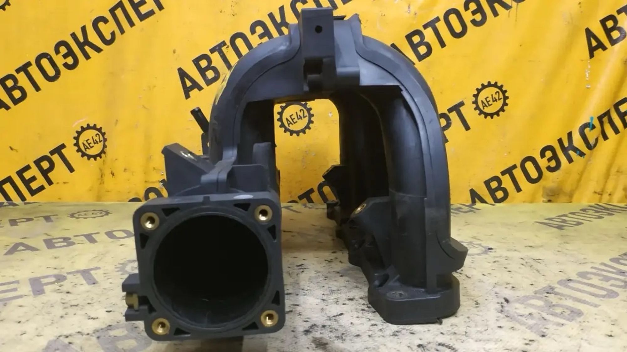 https://ycs.partsauto.market/partsauto-images/thmbs/userImages/87497919e31020c6b1c735431d06908a/part/98600c01-fced-49f3-9f74-c68f64c56b7e_1787022742042.jpg