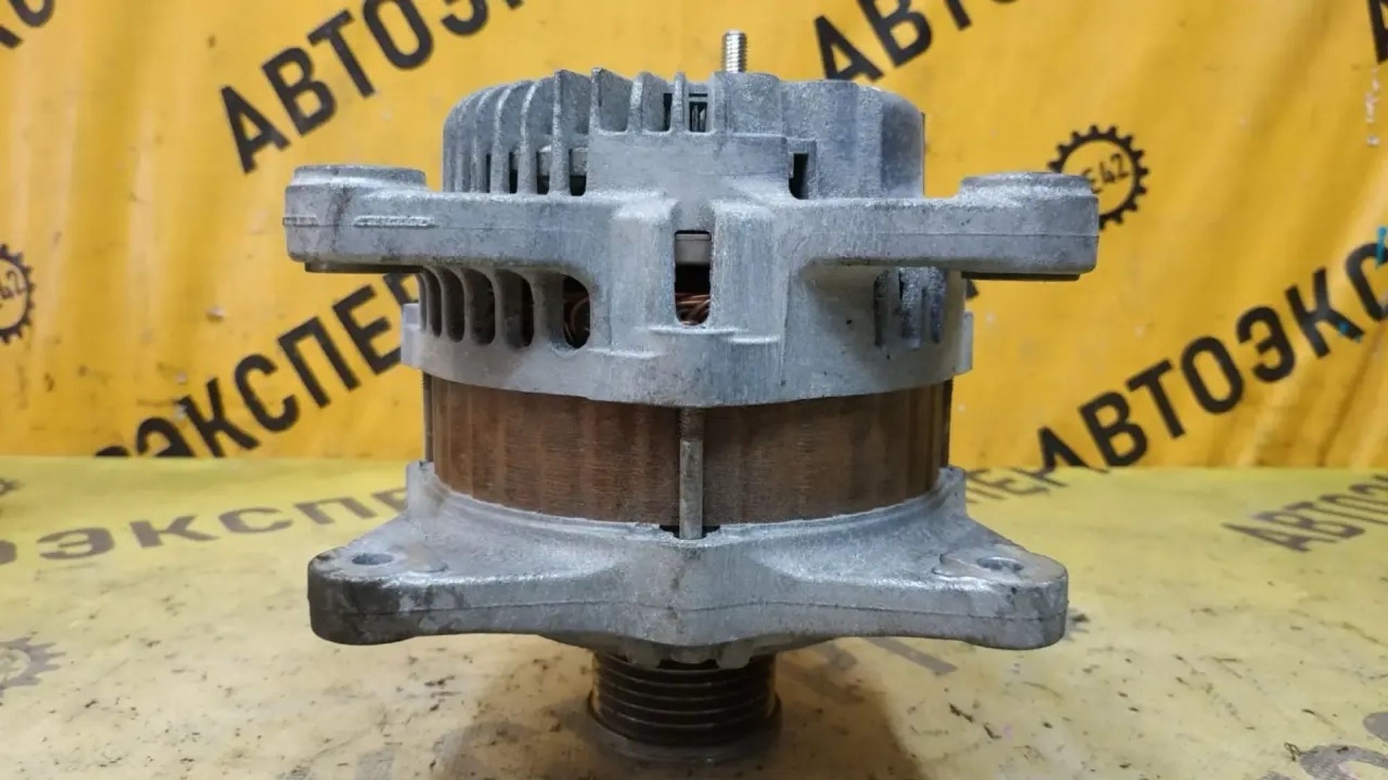 https://ycs.partsauto.market/partsauto-images/thmbs/userImages/87497919e31020c6b1c735431d06908a/part/9cc07aca-d070-4d88-8634-44efde47fbe4_1785832117990.jpg