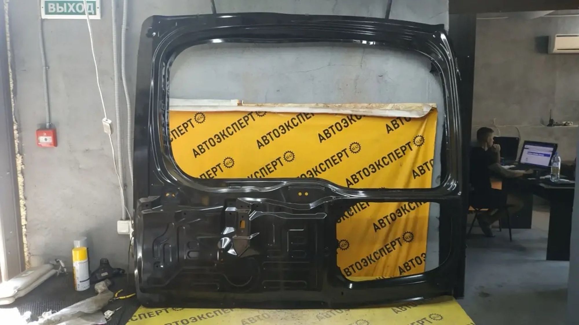 https://ycs.partsauto.market/partsauto-images/thmbs/userImages/87497919e31020c6b1c735431d06908a/part/9cc1d3a7-fb76-43ad-9095-f0ee10cb95ee_1786090736110.jpg