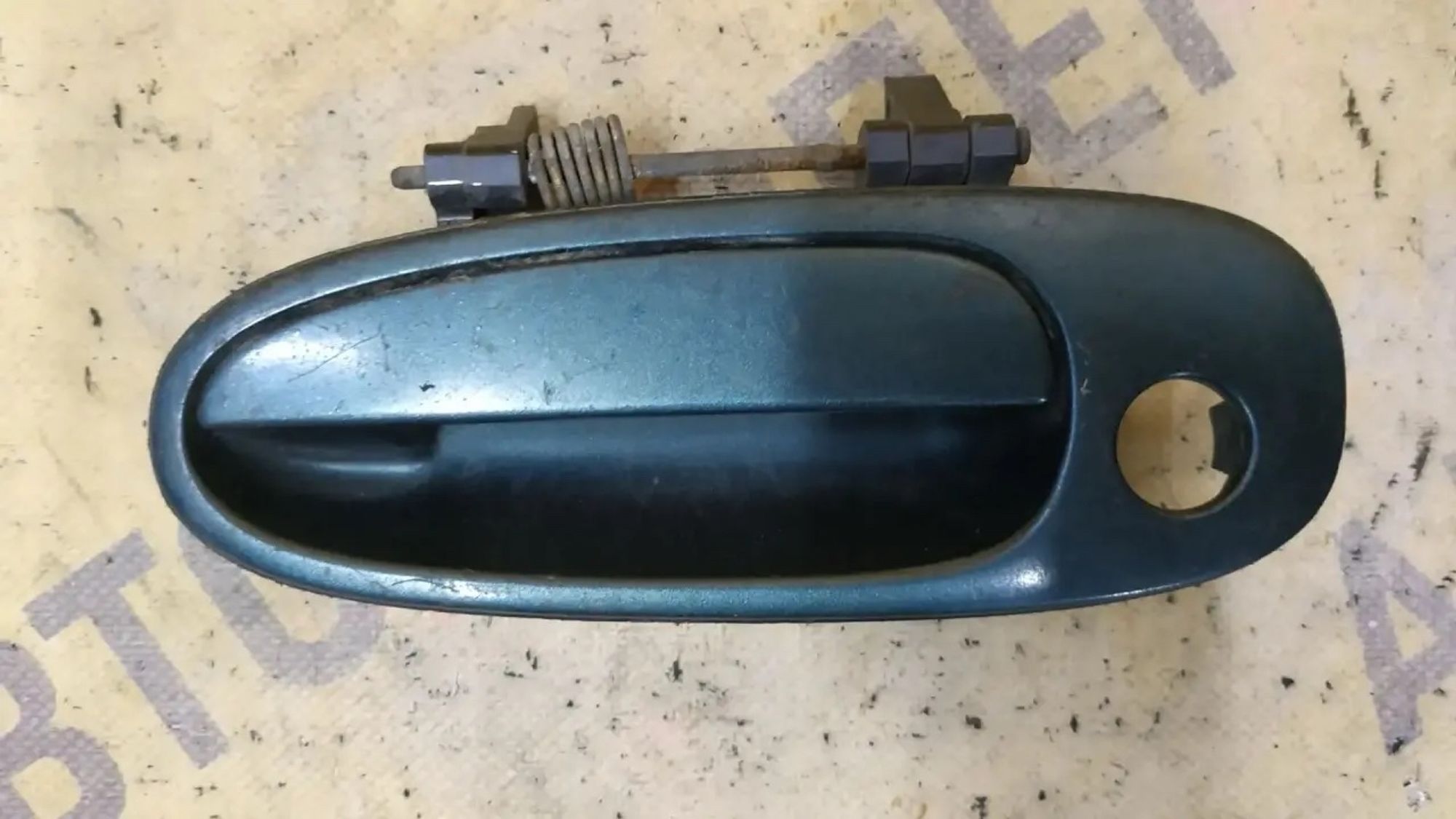 https://ycs.partsauto.market/partsauto-images/thmbs/userImages/87497919e31020c6b1c735431d06908a/part/9e0cf4e2-3c13-4e0c-bd96-b3e686d25f10_1781834378374.jpg