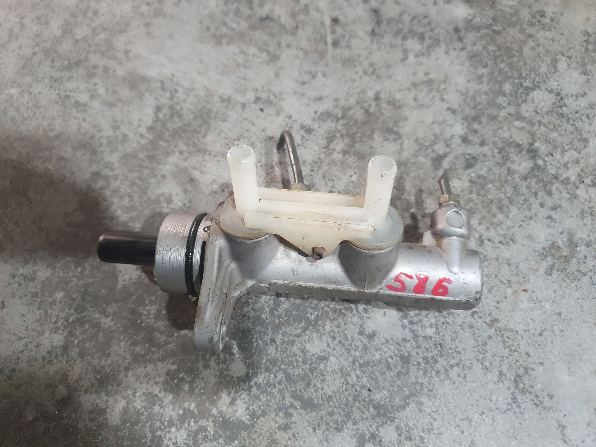 https://ycs.partsauto.market/partsauto-images/thmbs/userImages/87497919e31020c6b1c735431d06908a/part/9e18bf74-bd27-4c70-9d25-e14c4e503501_1695097840619.jpg