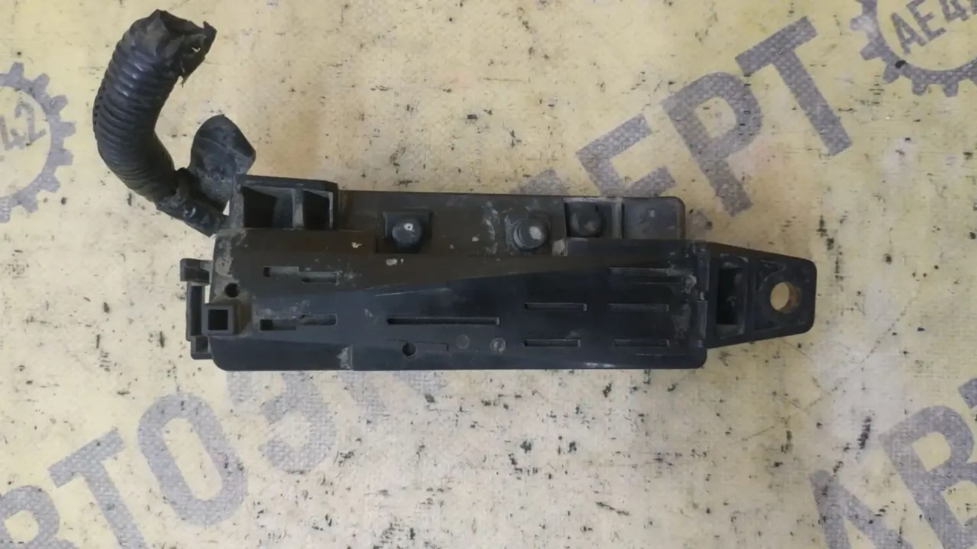 https://ycs.partsauto.market/partsauto-images/thmbs/userImages/87497919e31020c6b1c735431d06908a/part/a17b8146-224c-4d8d-9baf-2d967da1a199_1783045732795.jpg