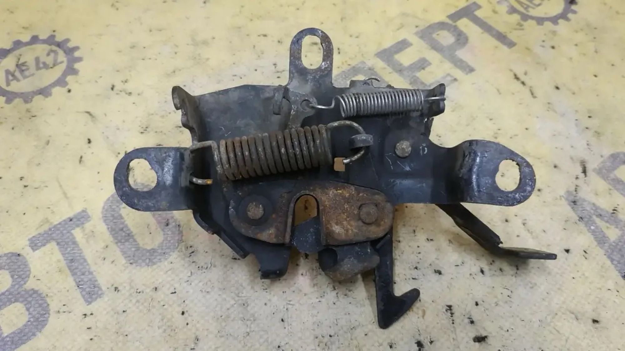 https://ycs.partsauto.market/partsauto-images/thmbs/userImages/87497919e31020c6b1c735431d06908a/part/a256de58-15e3-46a9-9dbe-3b8f56876f30_1781834391849.jpg