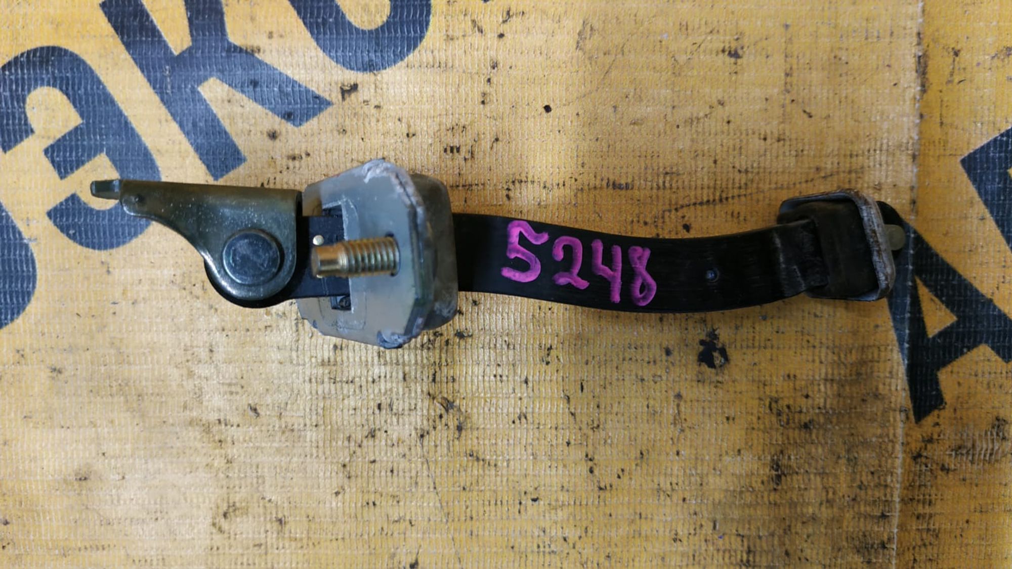 https://ycs.partsauto.market/partsauto-images/thmbs/userImages/87497919e31020c6b1c735431d06908a/part/a8800150-f4f5-44e3-b738-c03568da809f_1744609815724.jpg