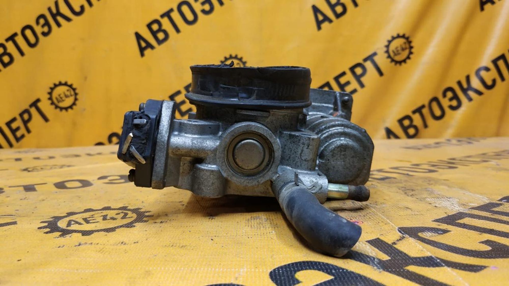 https://ycs.partsauto.market/partsauto-images/thmbs/userImages/87497919e31020c6b1c735431d06908a/part/aa4f4f13-5bc6-4c5a-857a-9d4482b82358_1747279624079.jpg
