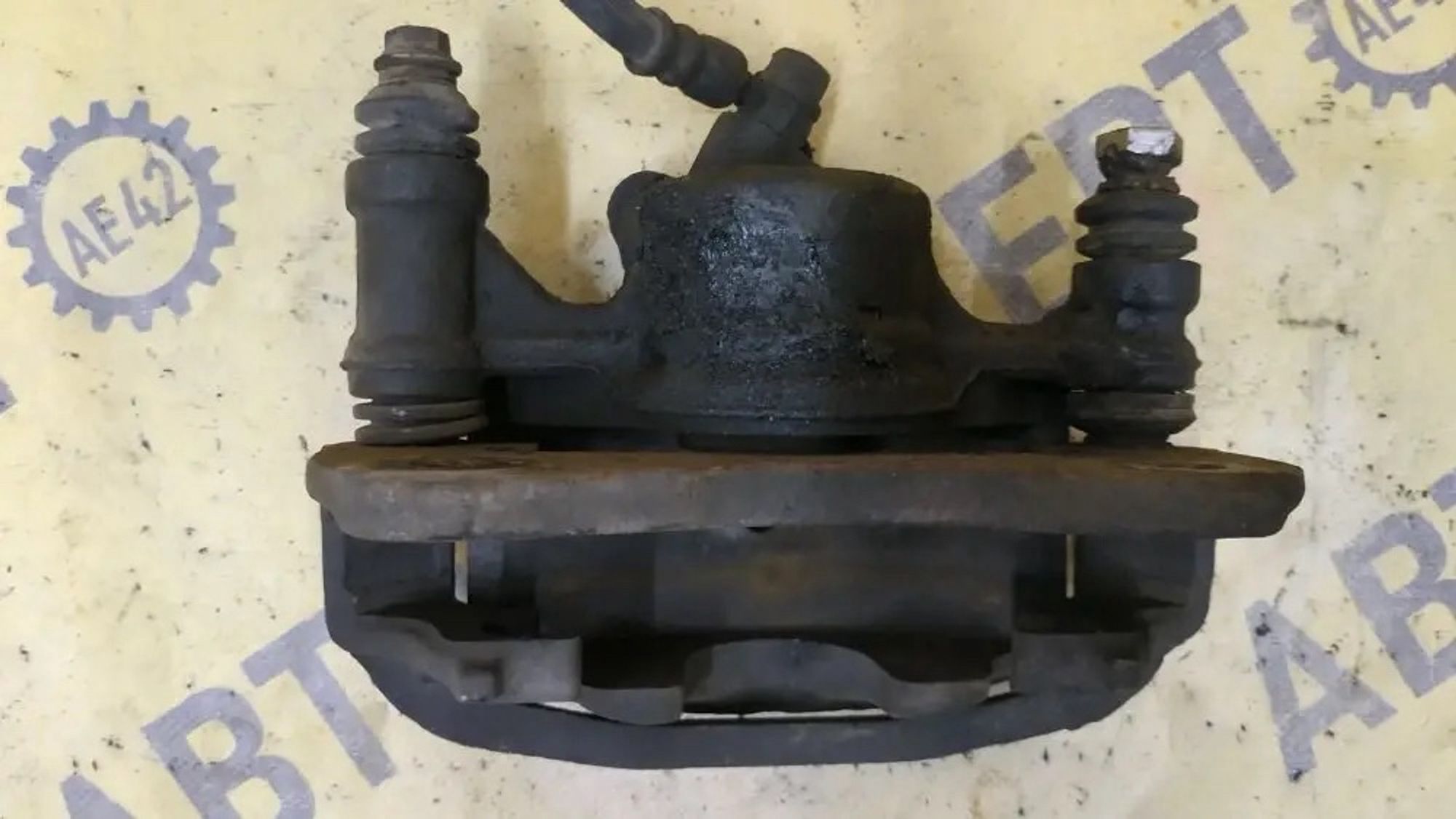 https://ycs.partsauto.market/partsauto-images/thmbs/userImages/87497919e31020c6b1c735431d06908a/part/ab61d1f5-1a15-4716-a01e-1b7426ead600_1777534932229.jpg