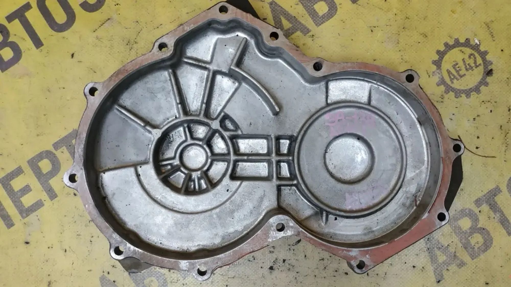 https://ycs.partsauto.market/partsauto-images/thmbs/userImages/87497919e31020c6b1c735431d06908a/part/ab6bffd5-7925-4e44-a926-b9fb31d71a69_1785123461167.jpg
