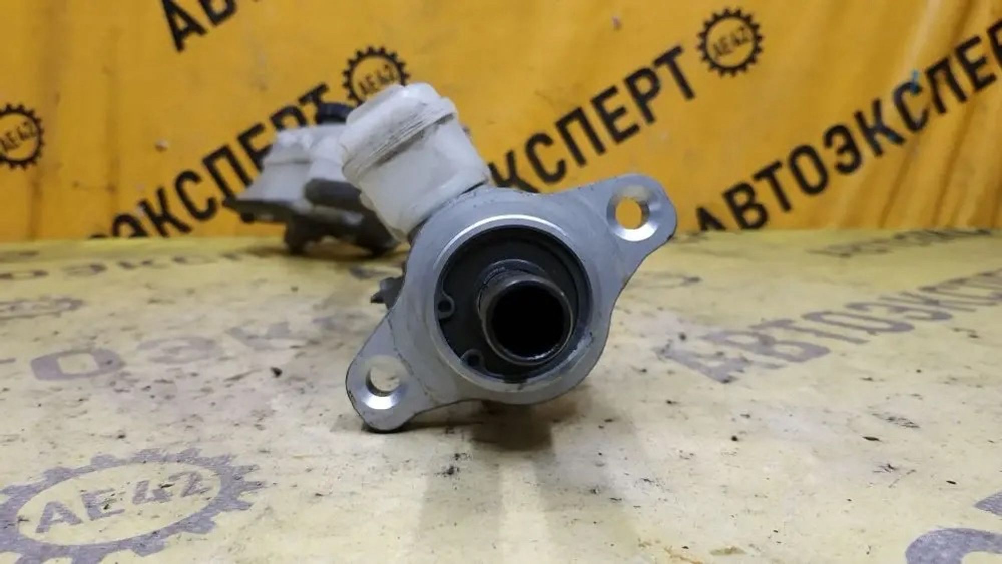 https://ycs.partsauto.market/partsauto-images/thmbs/userImages/87497919e31020c6b1c735431d06908a/part/abad51dc-b4ee-40d3-af63-dd846f3c9923_1780324926469.jpg
