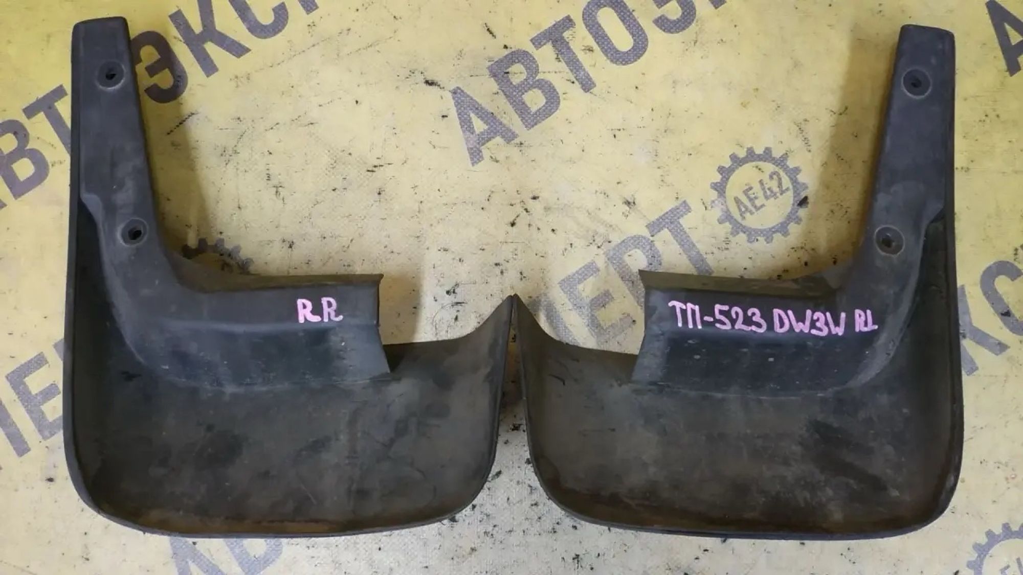 https://ycs.partsauto.market/partsauto-images/thmbs/userImages/87497919e31020c6b1c735431d06908a/part/b16d3453-8bd5-4566-9470-f800f2b94fb5_1786604587950.jpg