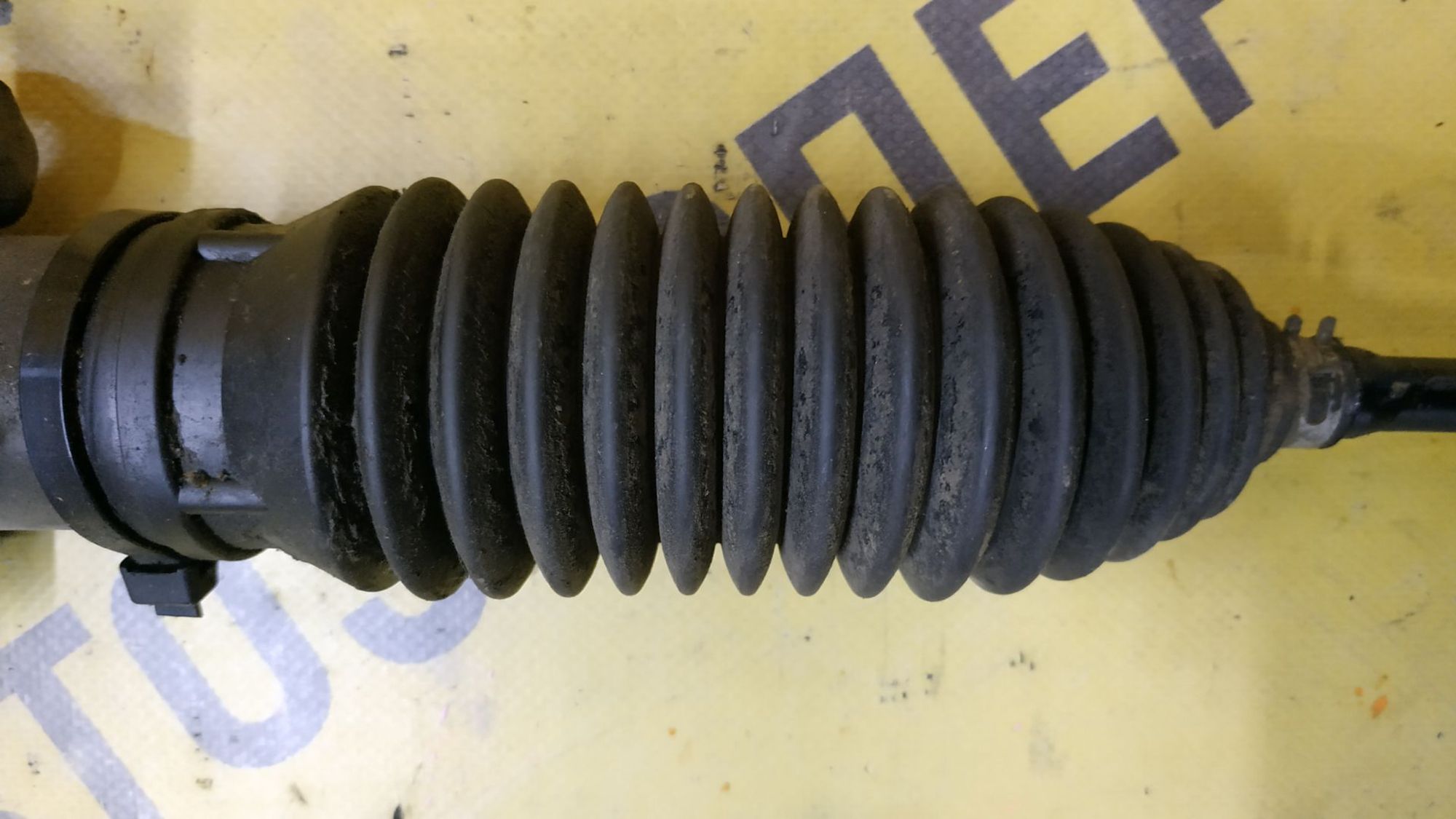 https://ycs.partsauto.market/partsauto-images/thmbs/userImages/87497919e31020c6b1c735431d06908a/part/b1712df4-925c-4e2e-ad76-6122e89f1a49_1778040343624.jpg
