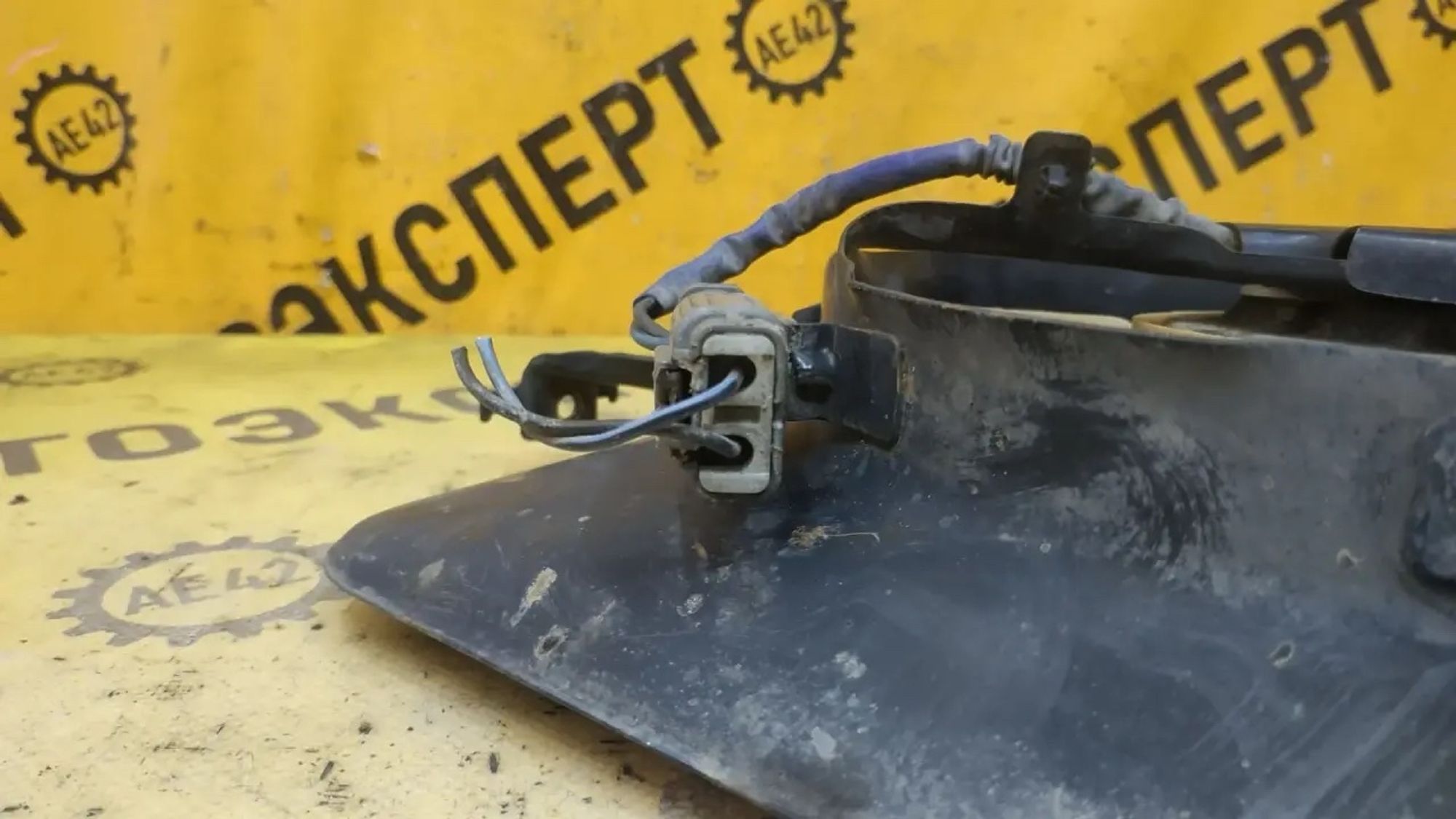 https://ycs.partsauto.market/partsauto-images/thmbs/userImages/87497919e31020c6b1c735431d06908a/part/b1bd953a-2058-4a3f-b054-73b5d1812f09_1783063034978.jpg