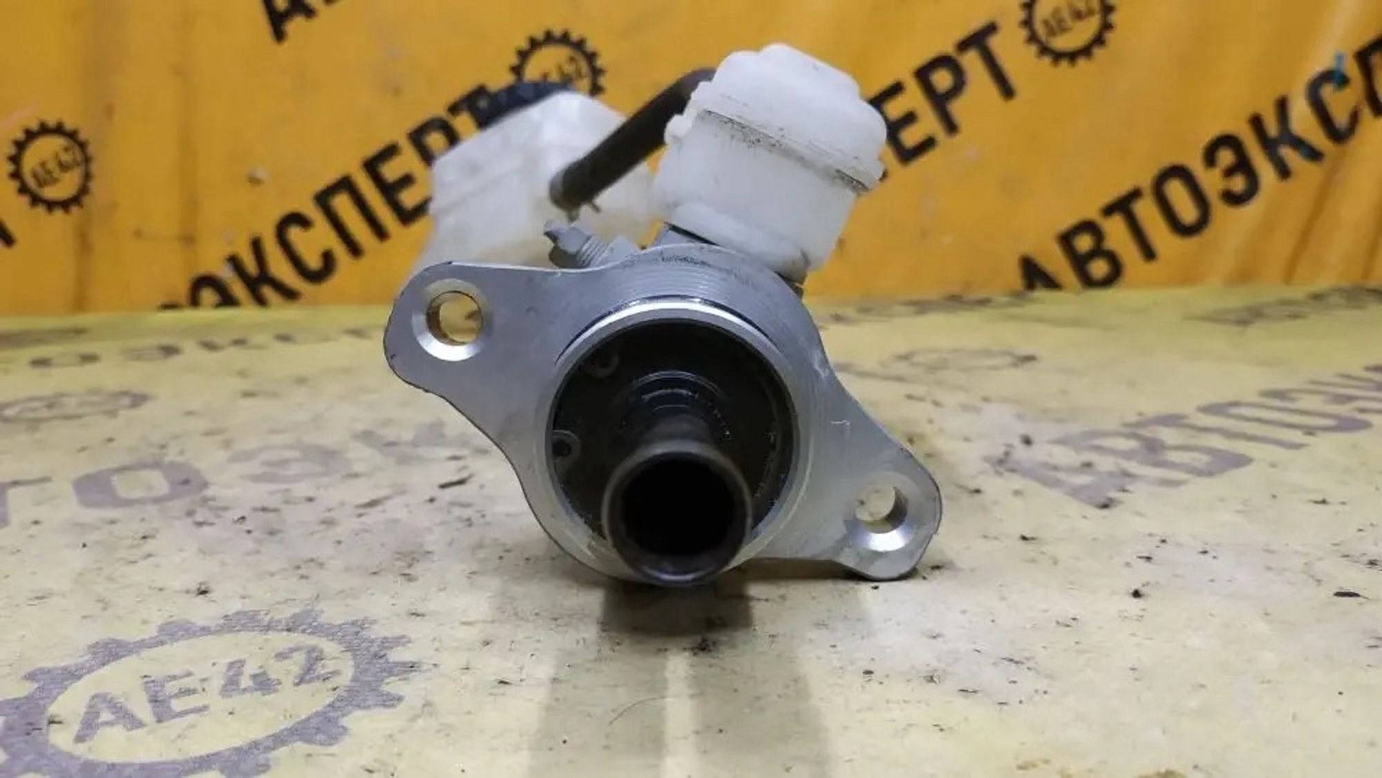 https://ycs.partsauto.market/partsauto-images/thmbs/userImages/87497919e31020c6b1c735431d06908a/part/b33efbbb-b916-41b9-8836-38eeae6e7ccb_1780324951093.jpg