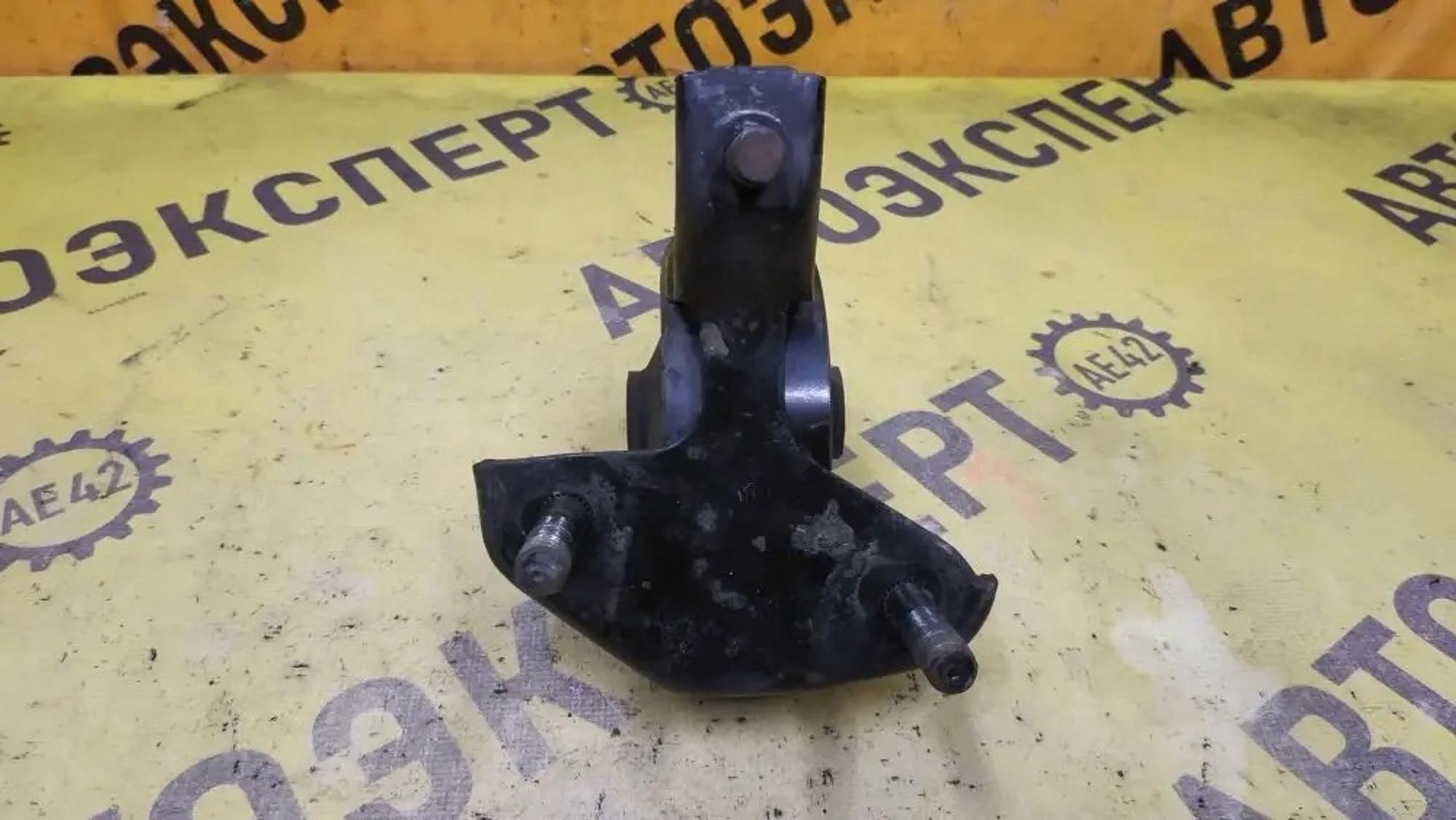 https://ycs.partsauto.market/partsauto-images/thmbs/userImages/87497919e31020c6b1c735431d06908a/part/b42e4fe0-1d87-40c3-bd2a-6b3ca1be7297_1777523340507.jpg