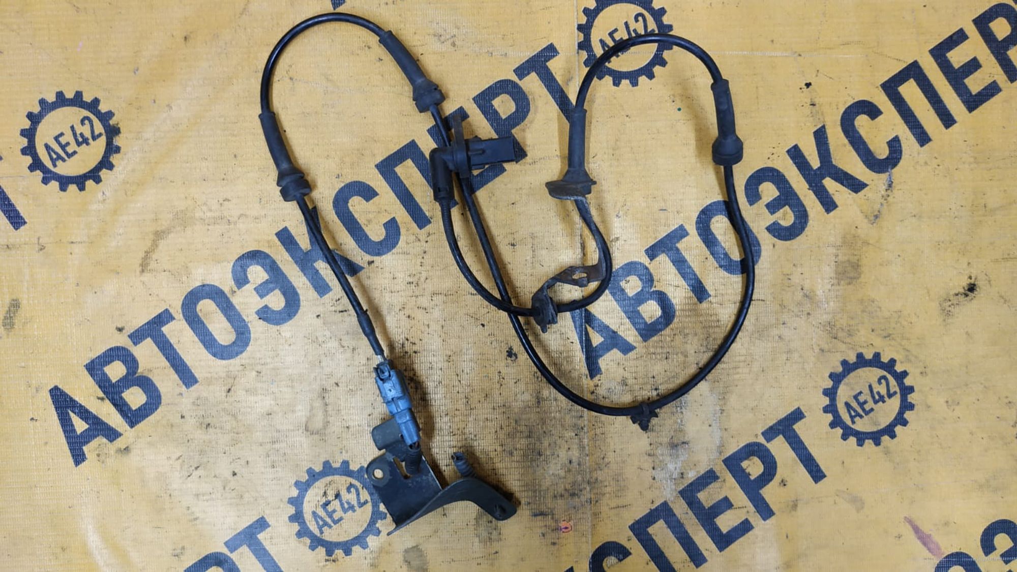https://ycs.partsauto.market/partsauto-images/thmbs/userImages/87497919e31020c6b1c735431d06908a/part/b4a4c1a6-522b-4835-86ed-d972d685990b_1745567500425.jpg