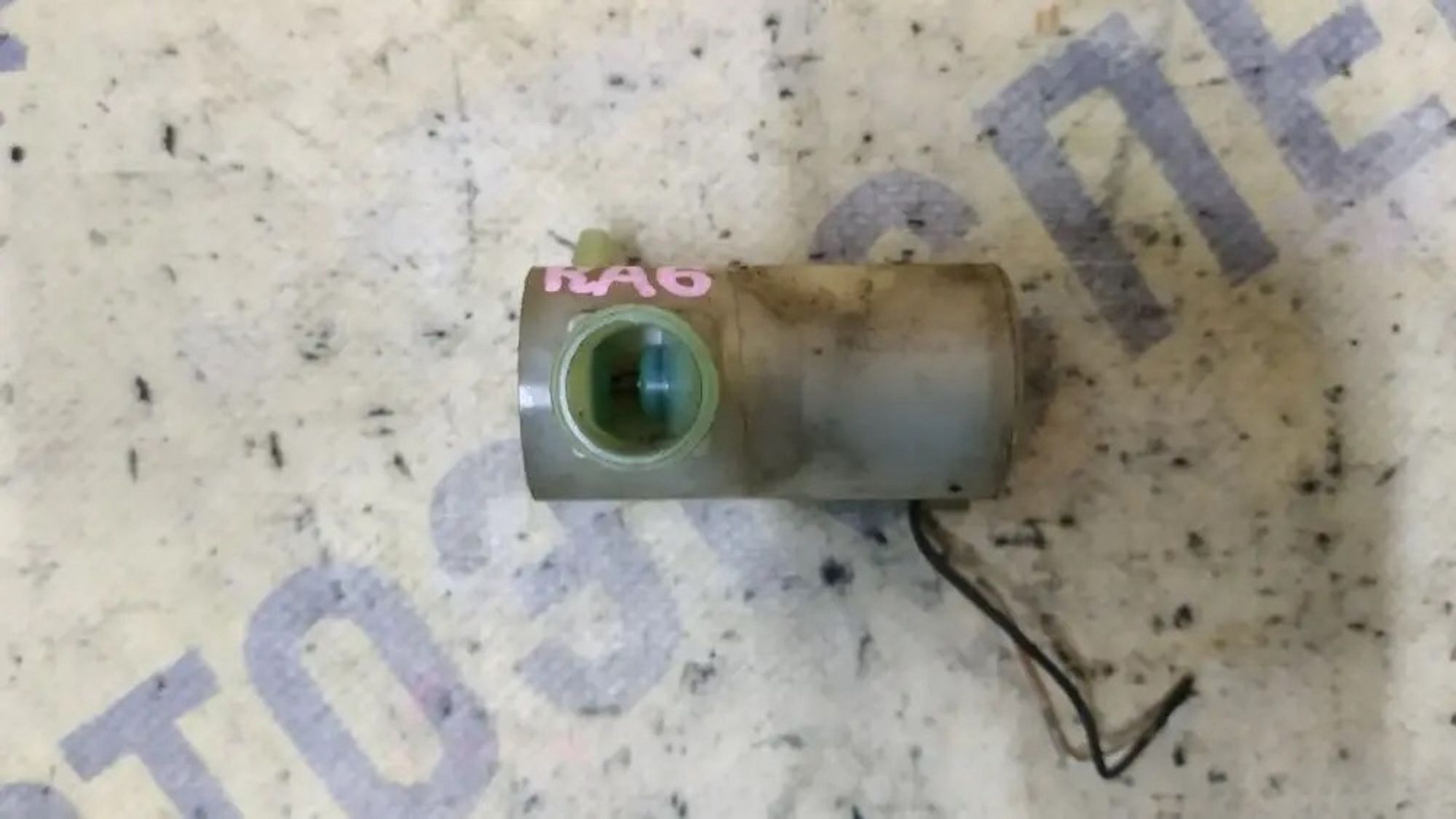 https://ycs.partsauto.market/partsauto-images/thmbs/userImages/87497919e31020c6b1c735431d06908a/part/b4bacacb-6d37-45f1-9523-58e68e6328bd_1780925411802.jpg