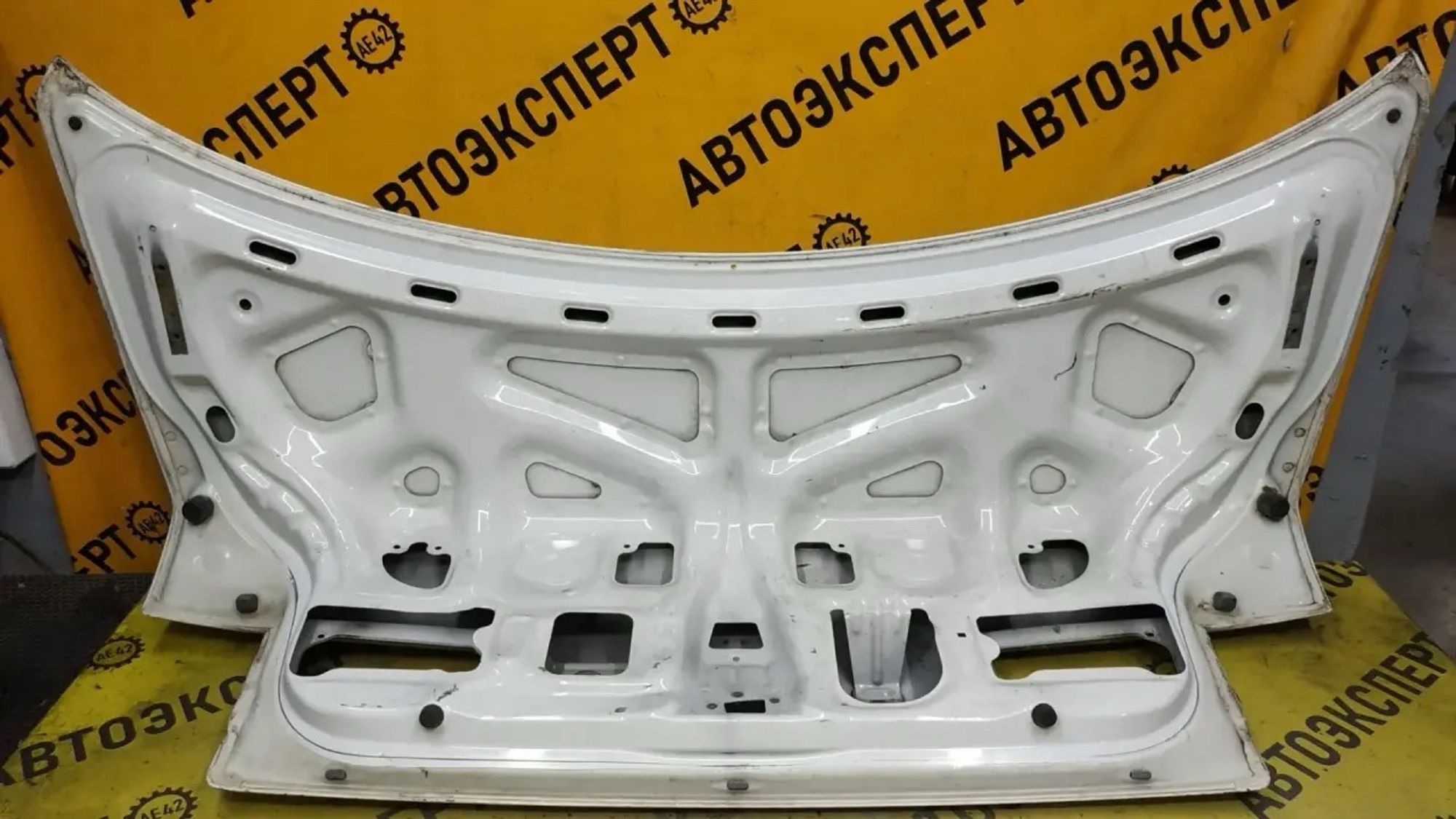 https://ycs.partsauto.market/partsauto-images/thmbs/userImages/87497919e31020c6b1c735431d06908a/part/b696410c-a1fc-4ecb-b3ec-a9a481209cc4_1783651806211.jpg
