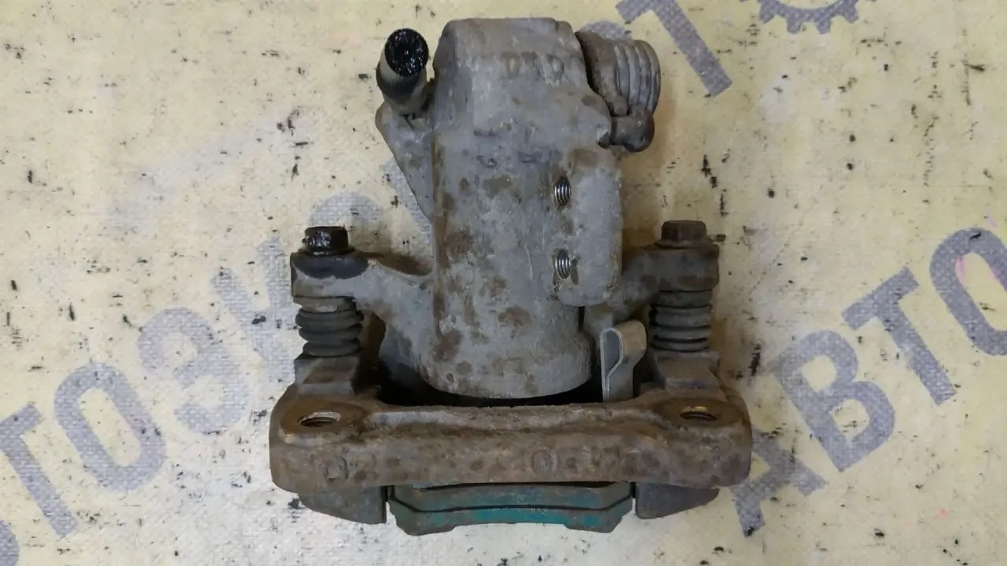 https://ycs.partsauto.market/partsauto-images/thmbs/userImages/87497919e31020c6b1c735431d06908a/part/b70a2539-cada-4c99-a64a-2e72e954112a_1783669088193.jpg