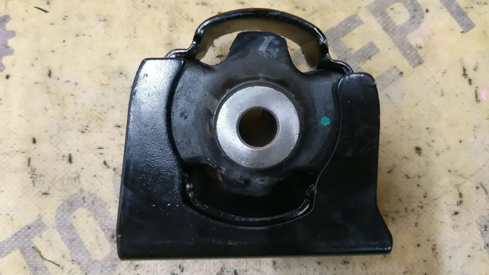 https://ycs.partsauto.market/partsauto-images/thmbs/userImages/87497919e31020c6b1c735431d06908a/part/b9544997-c09d-4e13-8a63-a261501fe0ae_1784268159636.jpg