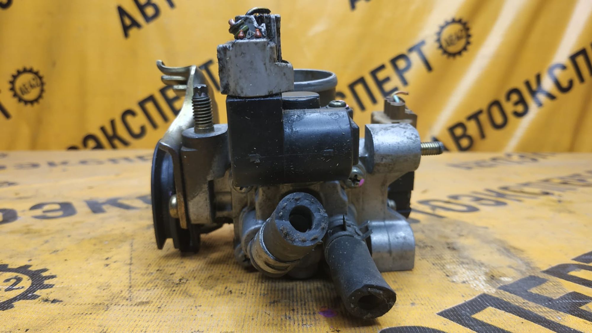 https://ycs.partsauto.market/partsauto-images/thmbs/userImages/87497919e31020c6b1c735431d06908a/part/b9e7f17c-619b-4242-a2f6-f2b0fd224e4e_1742539428307.jpg
