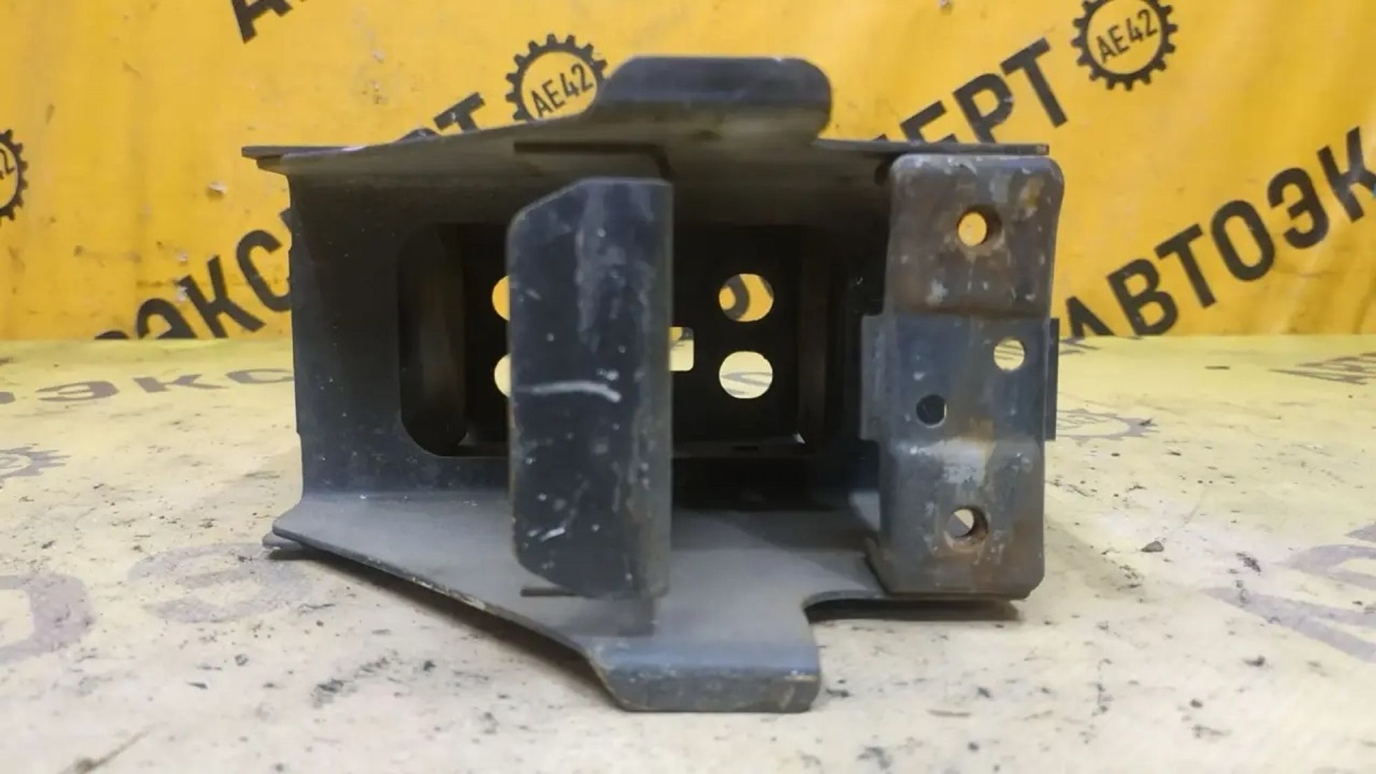 https://ycs.partsauto.market/partsauto-images/thmbs/userImages/87497919e31020c6b1c735431d06908a/part/b9f7ec35-7311-459c-9edf-3961fca082d5_1783045510393.jpg
