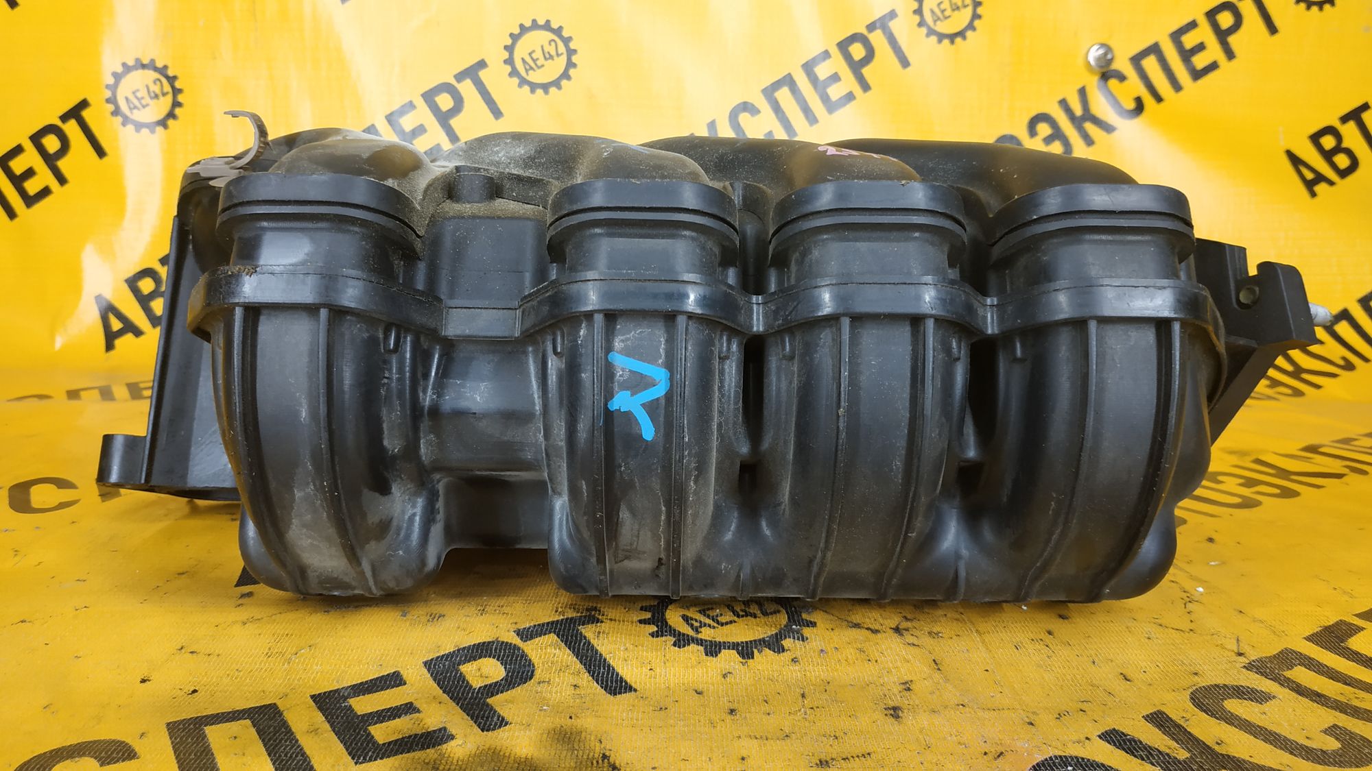https://ycs.partsauto.market/partsauto-images/thmbs/userImages/87497919e31020c6b1c735431d06908a/part/baf54705-8662-4b8e-931e-734affef50d6_1712728690566.jpg