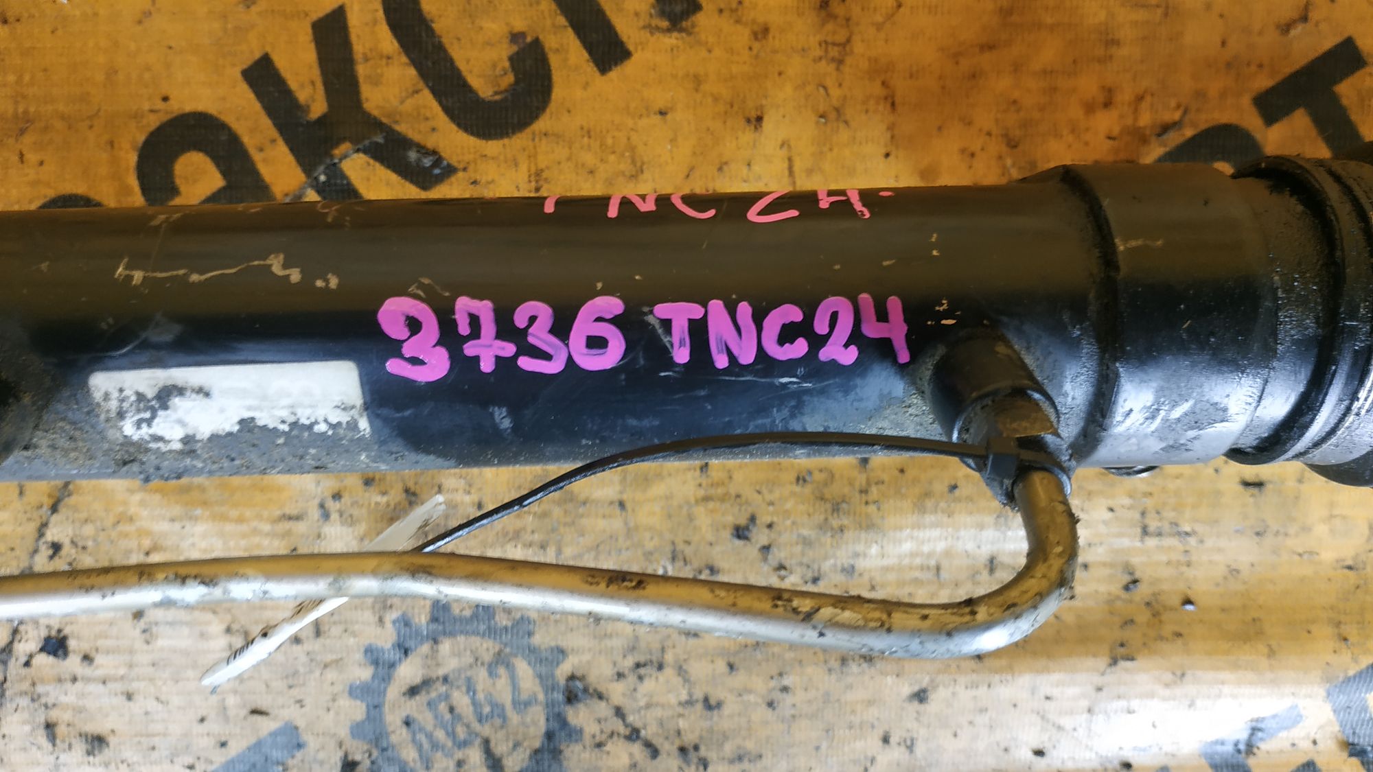 https://ycs.partsauto.market/partsauto-images/thmbs/userImages/87497919e31020c6b1c735431d06908a/part/bbb0e290-4b97-4ea3-b7bb-1d423f09194d_1725354833342.jpg