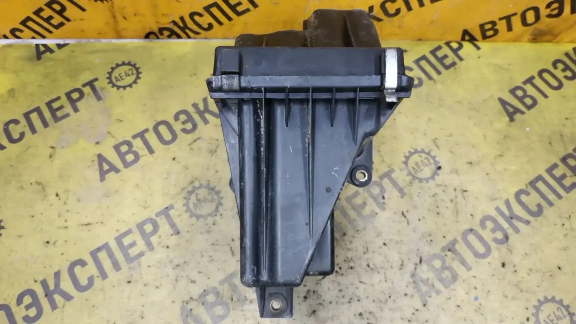 https://ycs.partsauto.market/partsauto-images/thmbs/userImages/87497919e31020c6b1c735431d06908a/part/bbc99ca2-da24-42fc-b105-86b85e1c7481_1788319463950.jpg