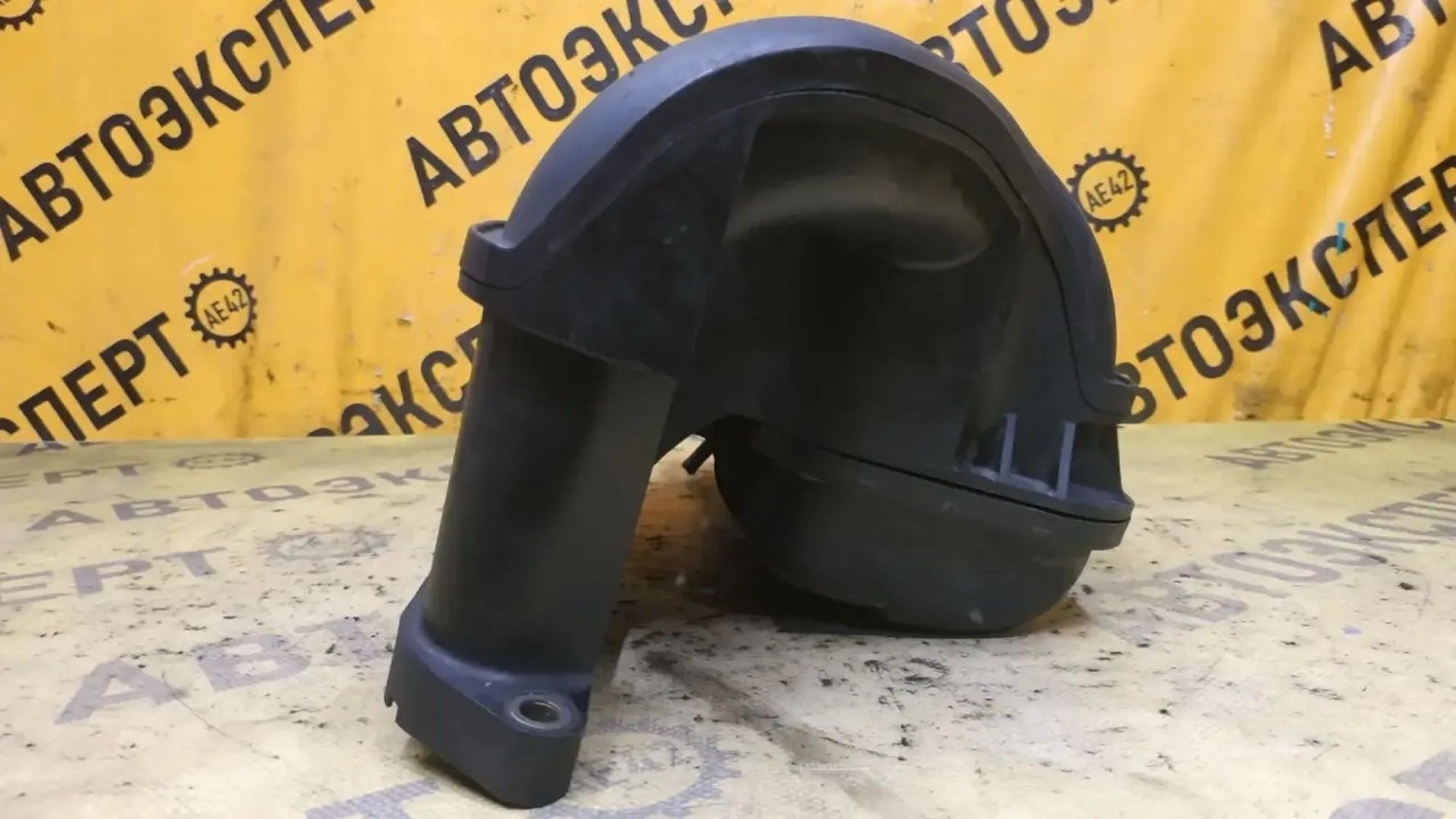 https://ycs.partsauto.market/partsauto-images/thmbs/userImages/87497919e31020c6b1c735431d06908a/part/bd6d8a4f-679f-4b5e-8353-bec221dea5fb_1787022794956.jpg