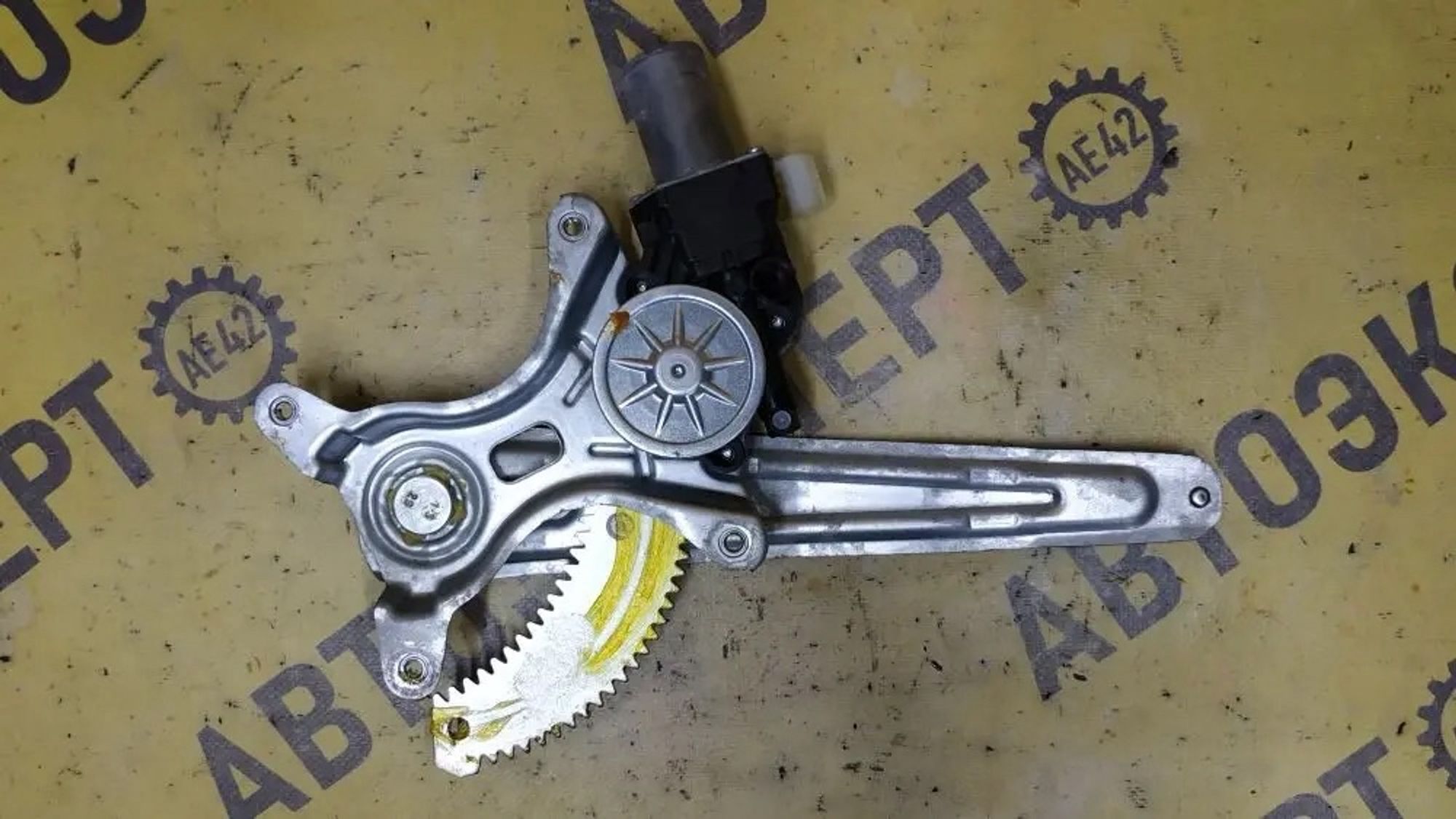 https://ycs.partsauto.market/partsauto-images/thmbs/userImages/87497919e31020c6b1c735431d06908a/part/beb40288-af1a-44be-872d-7438e0797377_1778210054601.jpg