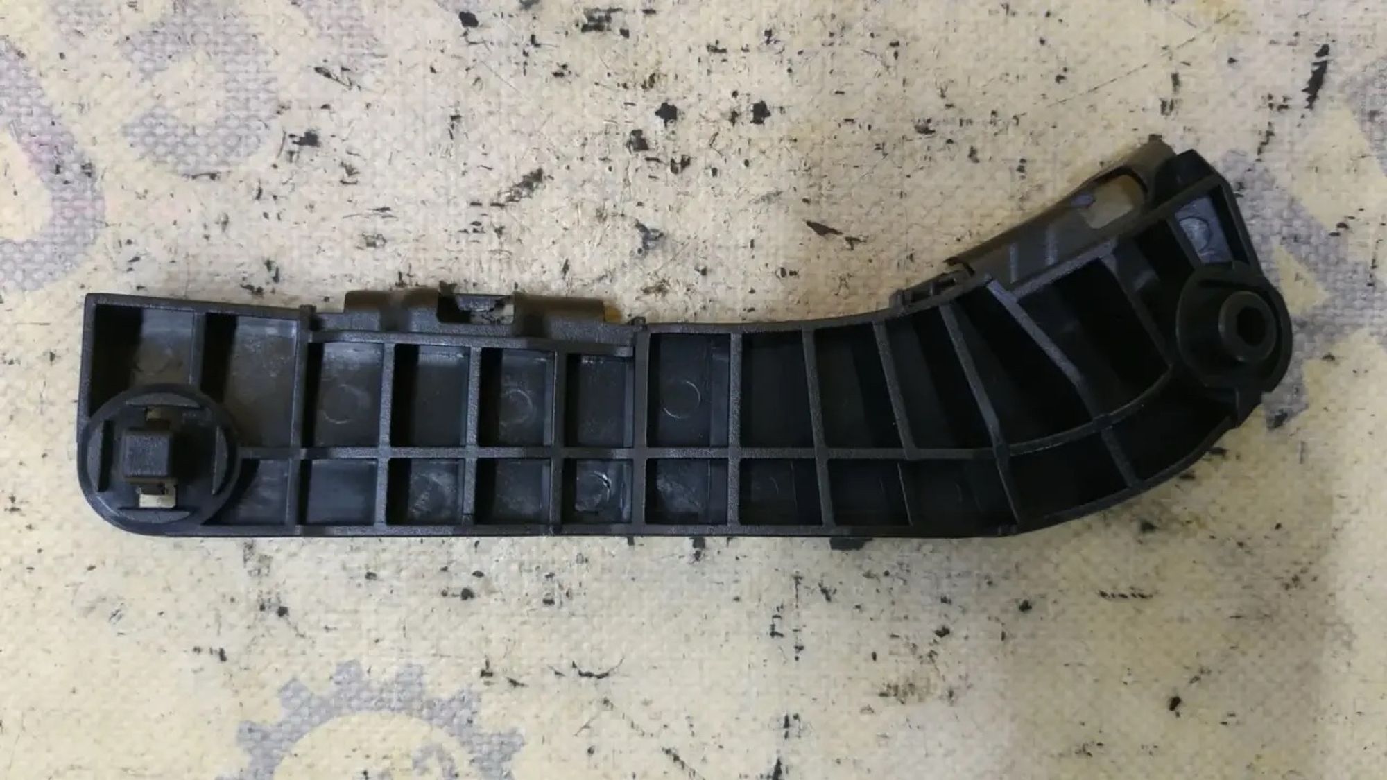 https://ycs.partsauto.market/partsauto-images/thmbs/userImages/87497919e31020c6b1c735431d06908a/part/c79659fa-24cf-4156-b37e-8cf382b6ec69_1786090903923.jpg