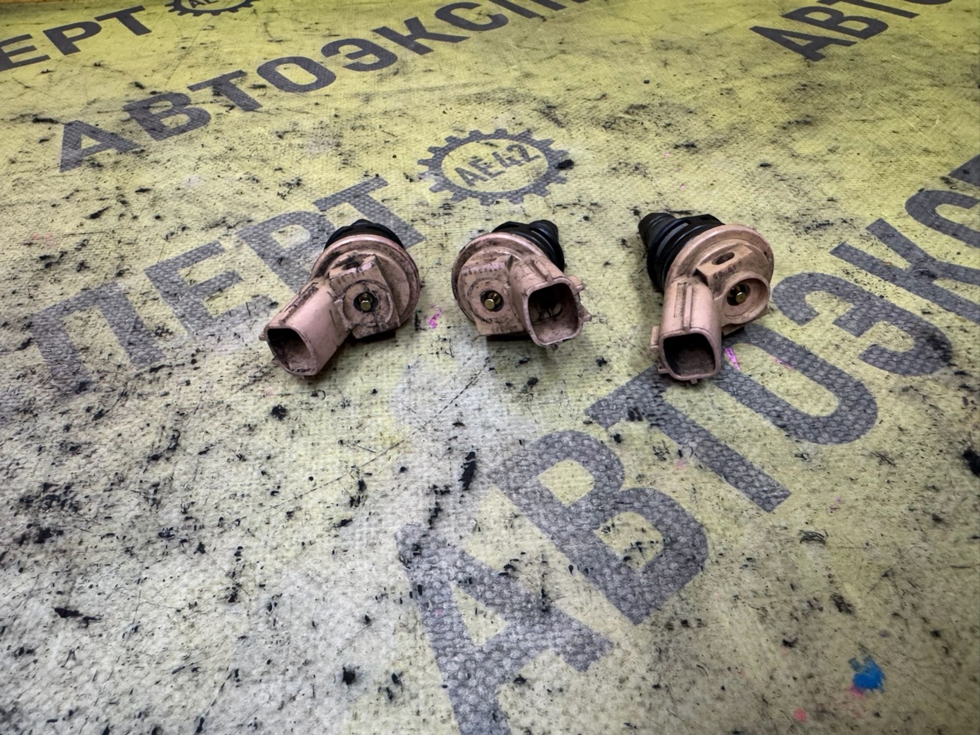 https://ycs.partsauto.market/partsauto-images/thmbs/userImages/87497919e31020c6b1c735431d06908a/part/c83e9f2e-0313-43b9-813e-a06a5bea7395_1787550718382.jpg