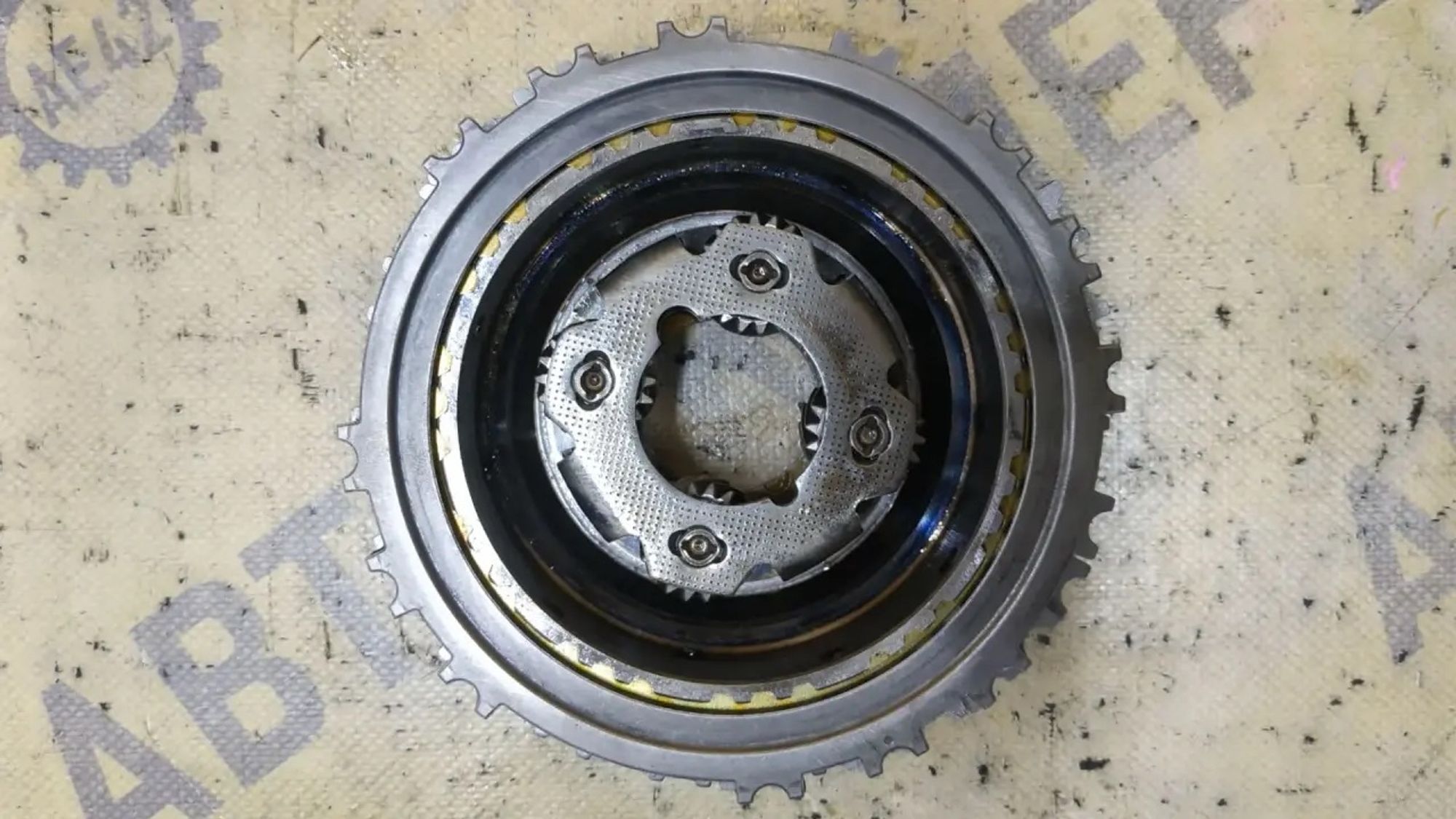 https://ycs.partsauto.market/partsauto-images/thmbs/userImages/87497919e31020c6b1c735431d06908a/part/c84092ce-d37d-457d-bb95-e3ccefe5ce59_1785123426669.jpg