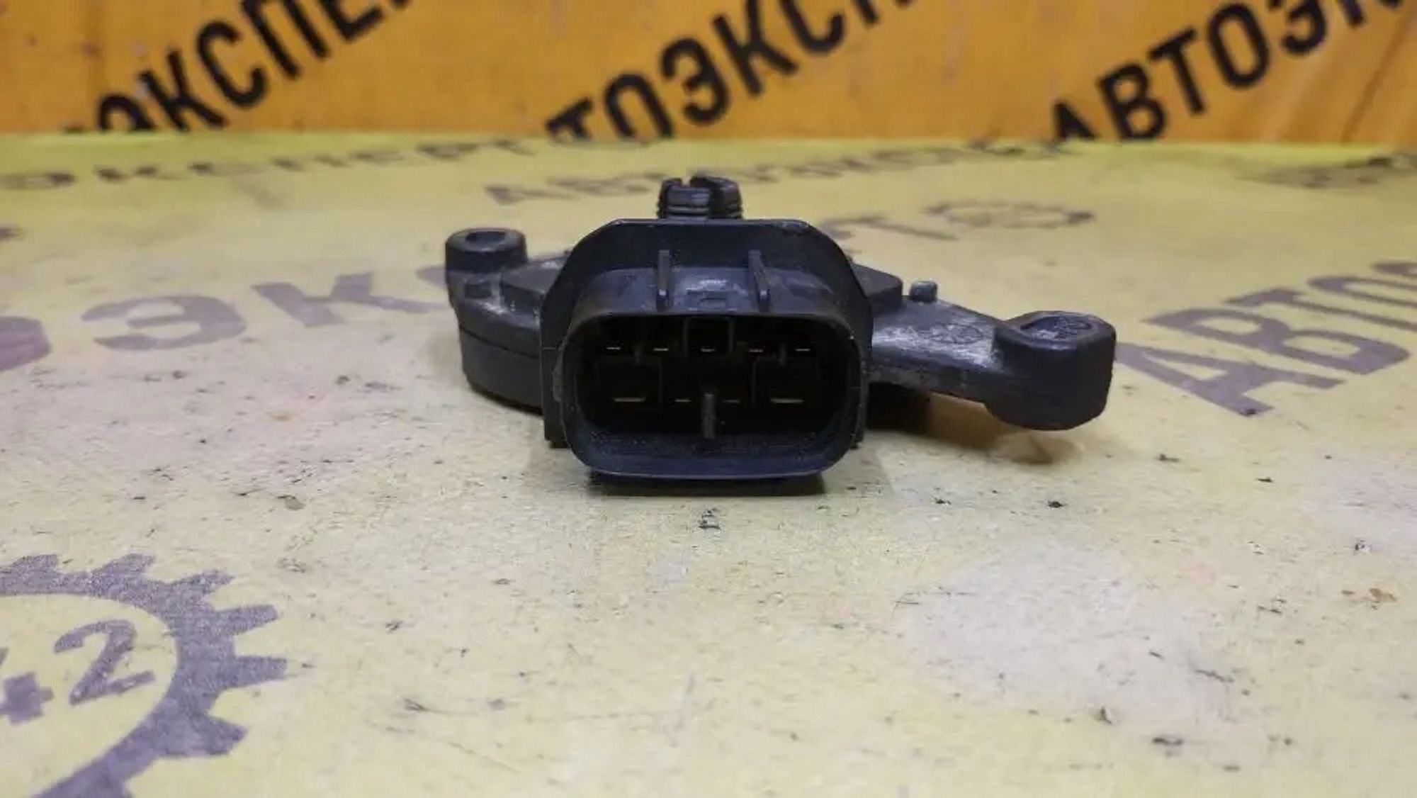 https://ycs.partsauto.market/partsauto-images/thmbs/userImages/87497919e31020c6b1c735431d06908a/part/c8c55539-7568-4162-bad3-cbb0df472b5a_1776407362173.jpg
