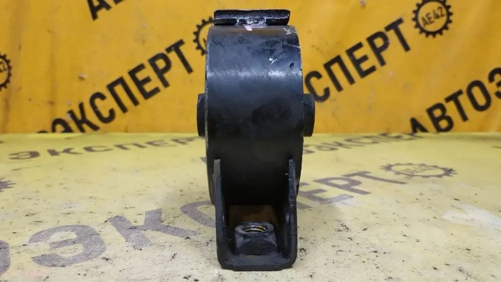 https://ycs.partsauto.market/partsauto-images/thmbs/userImages/87497919e31020c6b1c735431d06908a/part/ccf5ed4c-783e-4610-974c-db0820930371_1777523350036.jpg