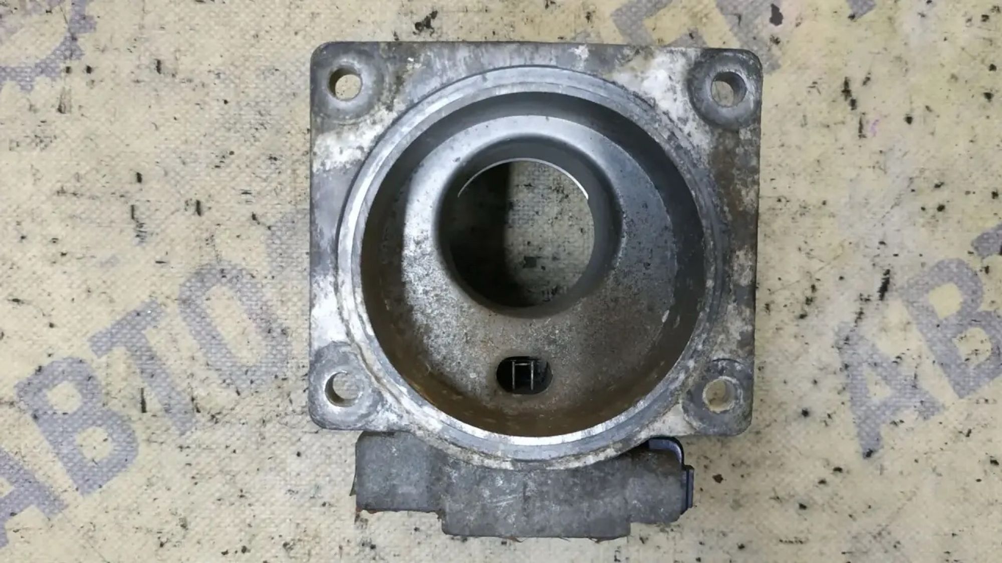 https://ycs.partsauto.market/partsauto-images/thmbs/userImages/87497919e31020c6b1c735431d06908a/part/cf5b64b2-fb11-459b-bfac-f1b326691af0_1788407053204.jpg