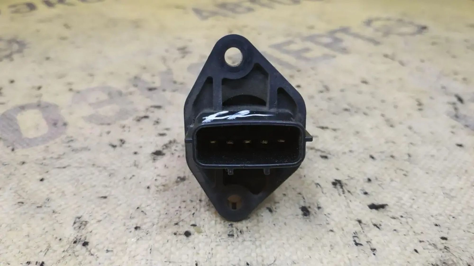 https://ycs.partsauto.market/partsauto-images/thmbs/userImages/87497919e31020c6b1c735431d06908a/part/d120455b-140a-4882-9777-c72b8e1cbf7e_1786696174681.jpg